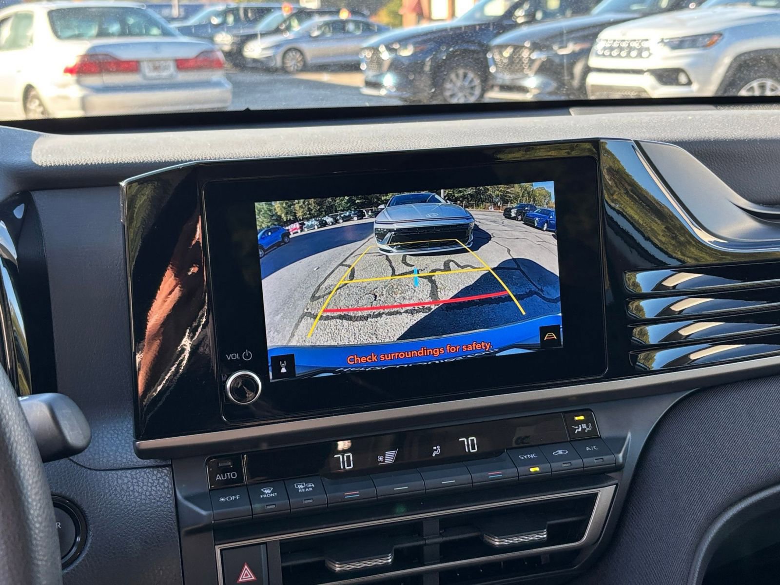 Thumbnail: 2025 Toyota Camry - 21