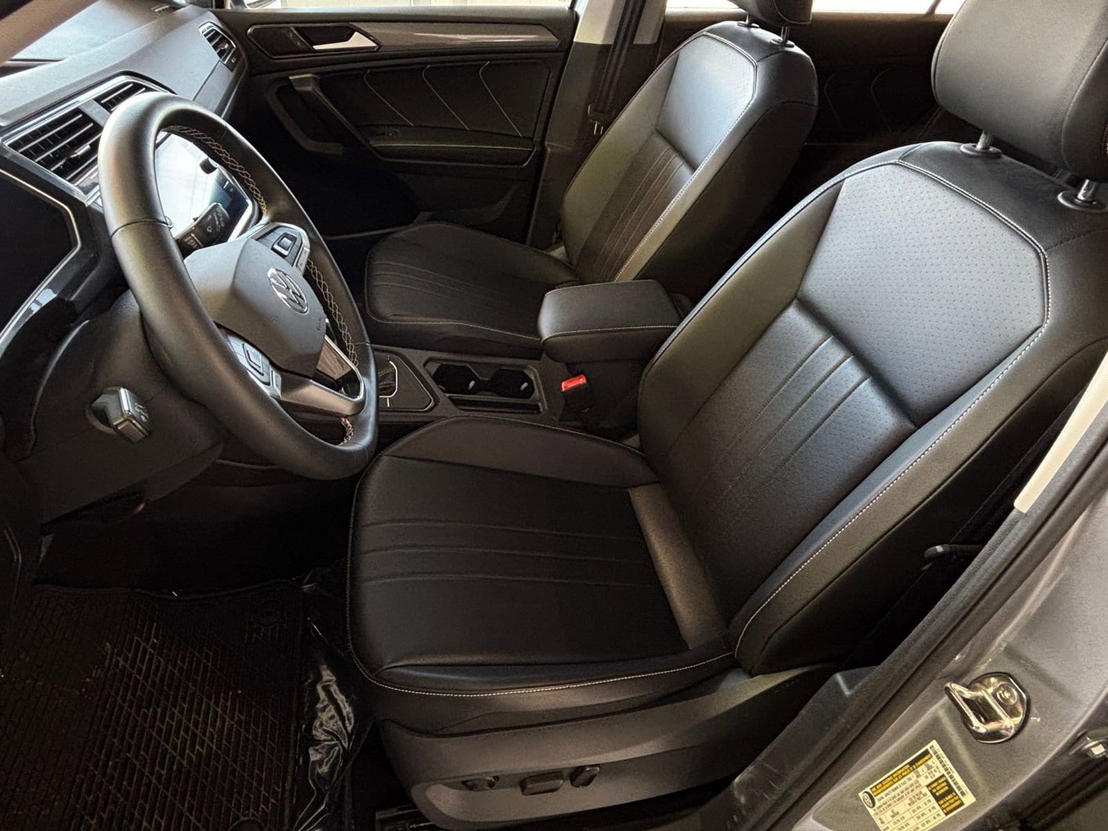 2024 Volkswagen Tiguan 2.0T 26