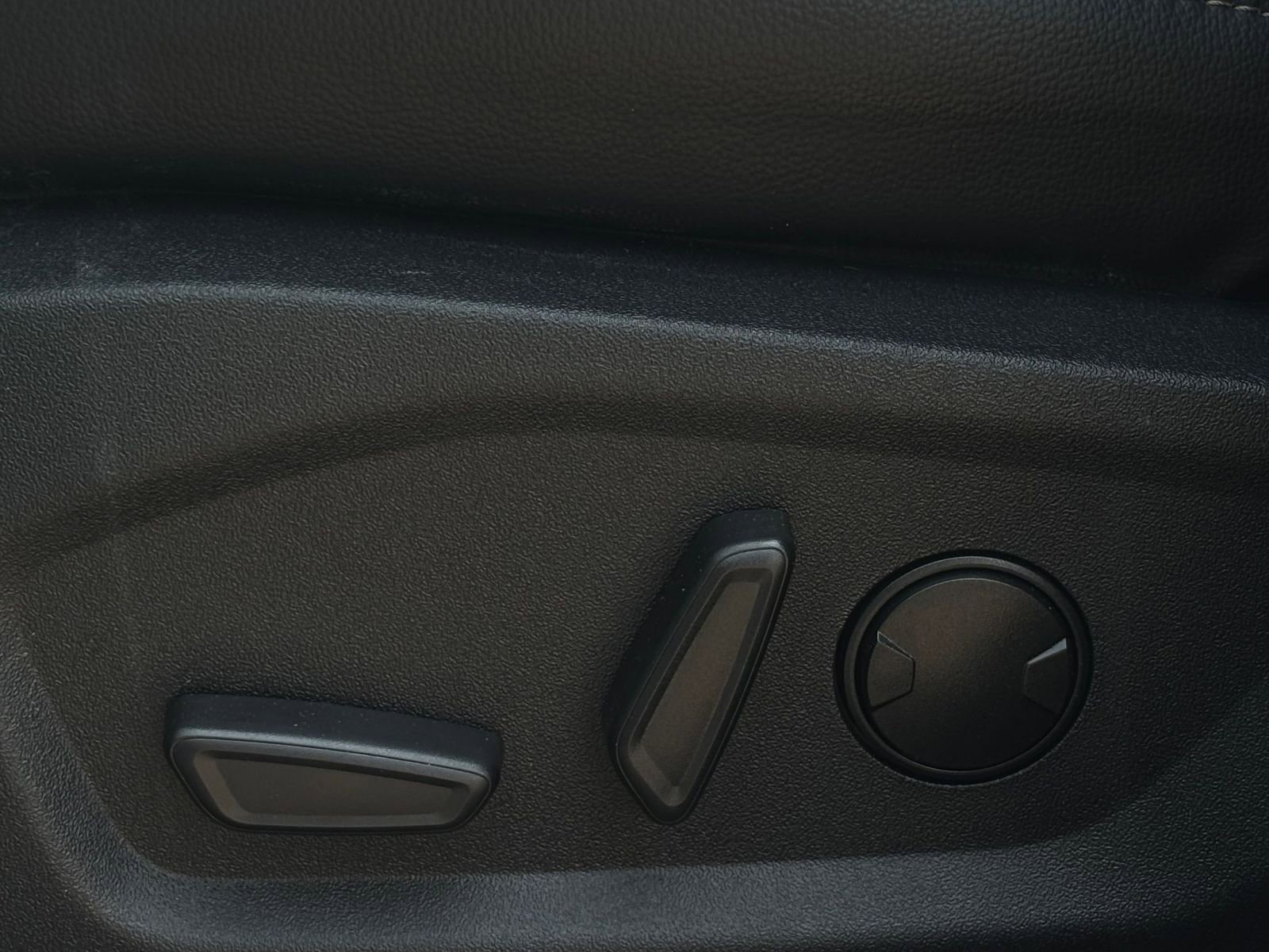 2024 Ford Edge SEL 23