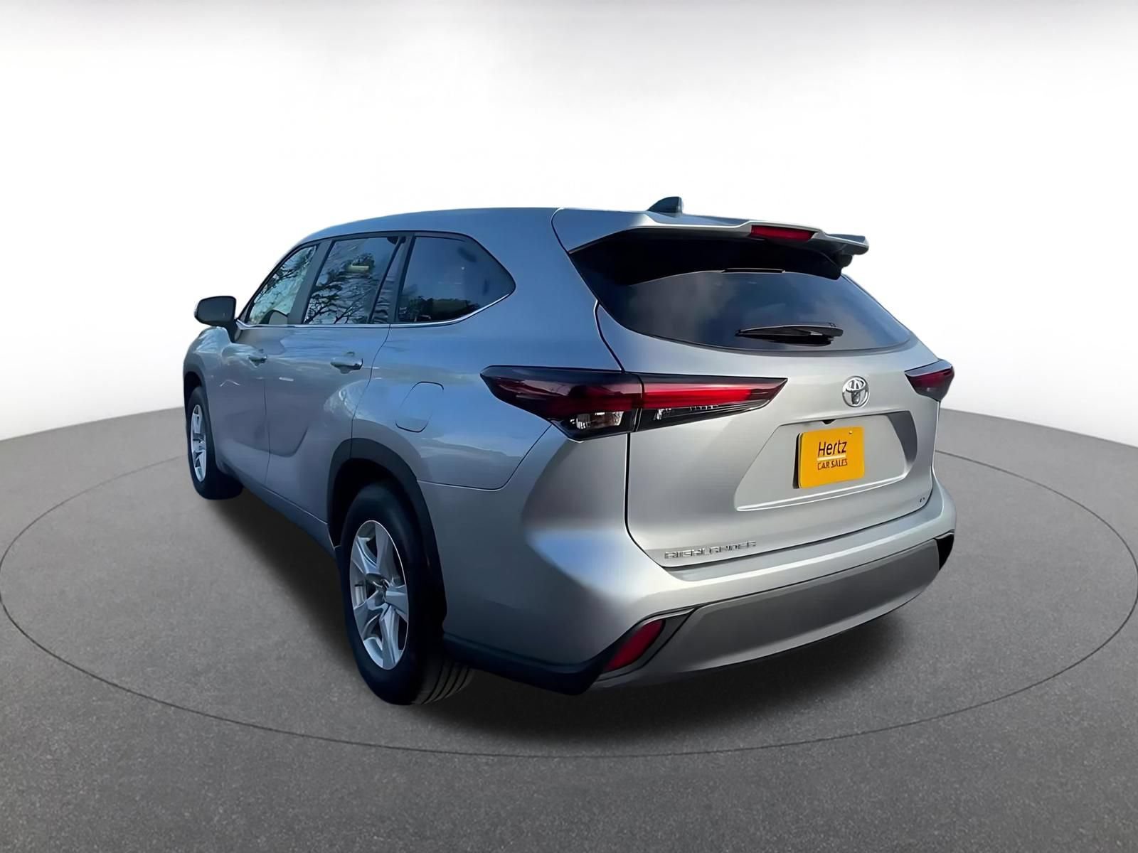Thumbnail: 2025 Toyota Highlander - 11