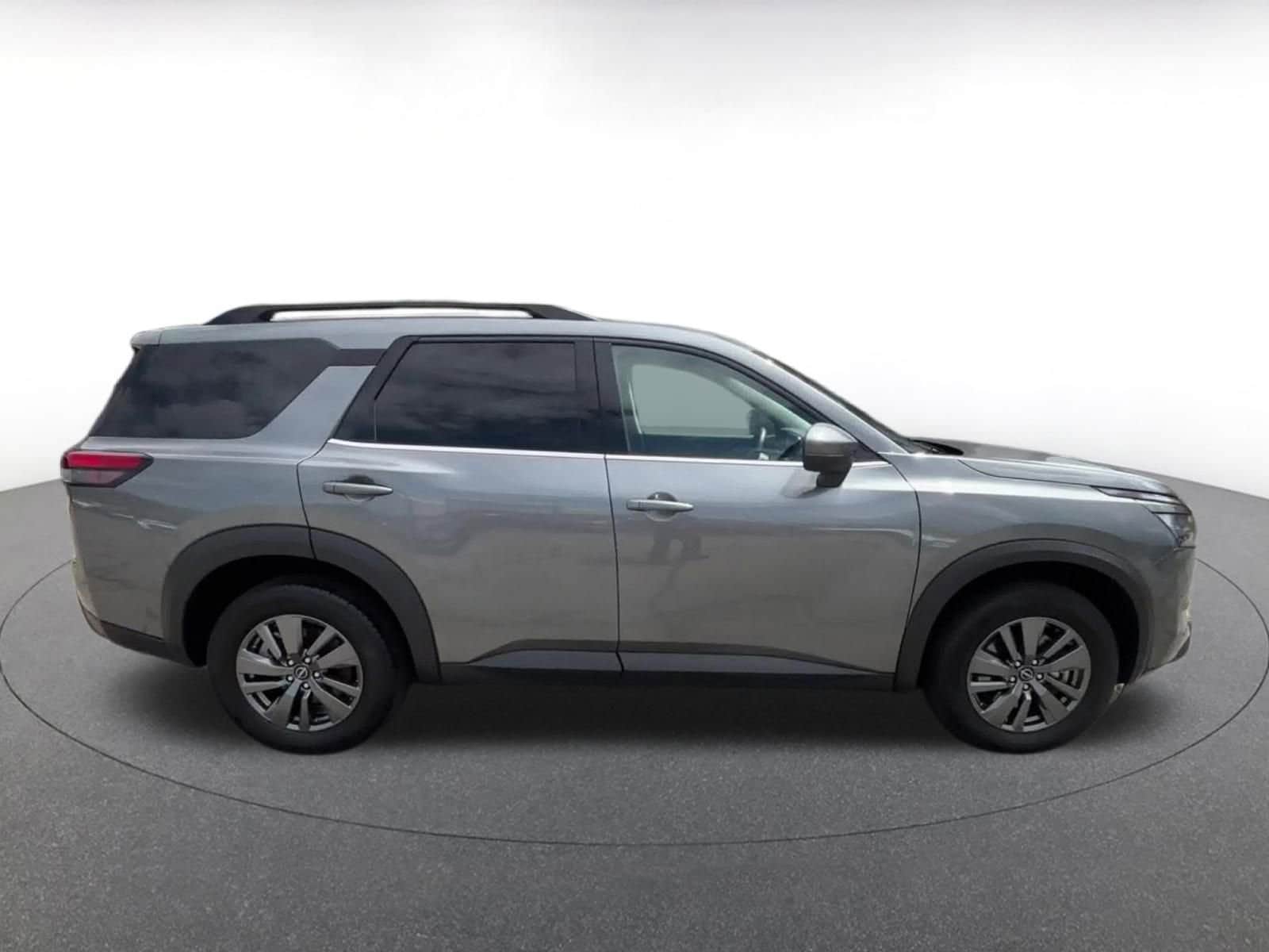 Thumbnail: 2025 Nissan Pathfinder - 16