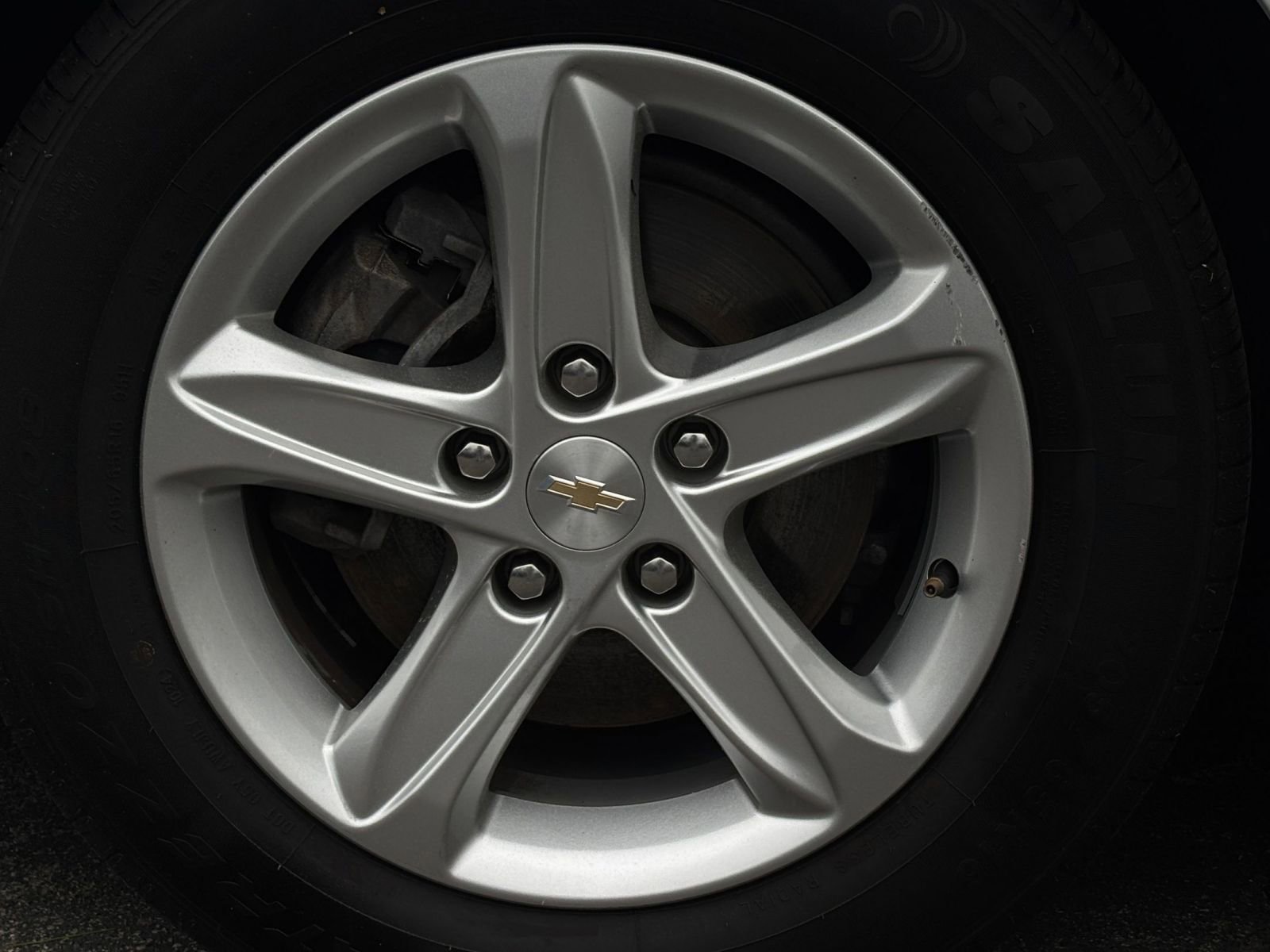 2023 Chevrolet Malibu LT 30
