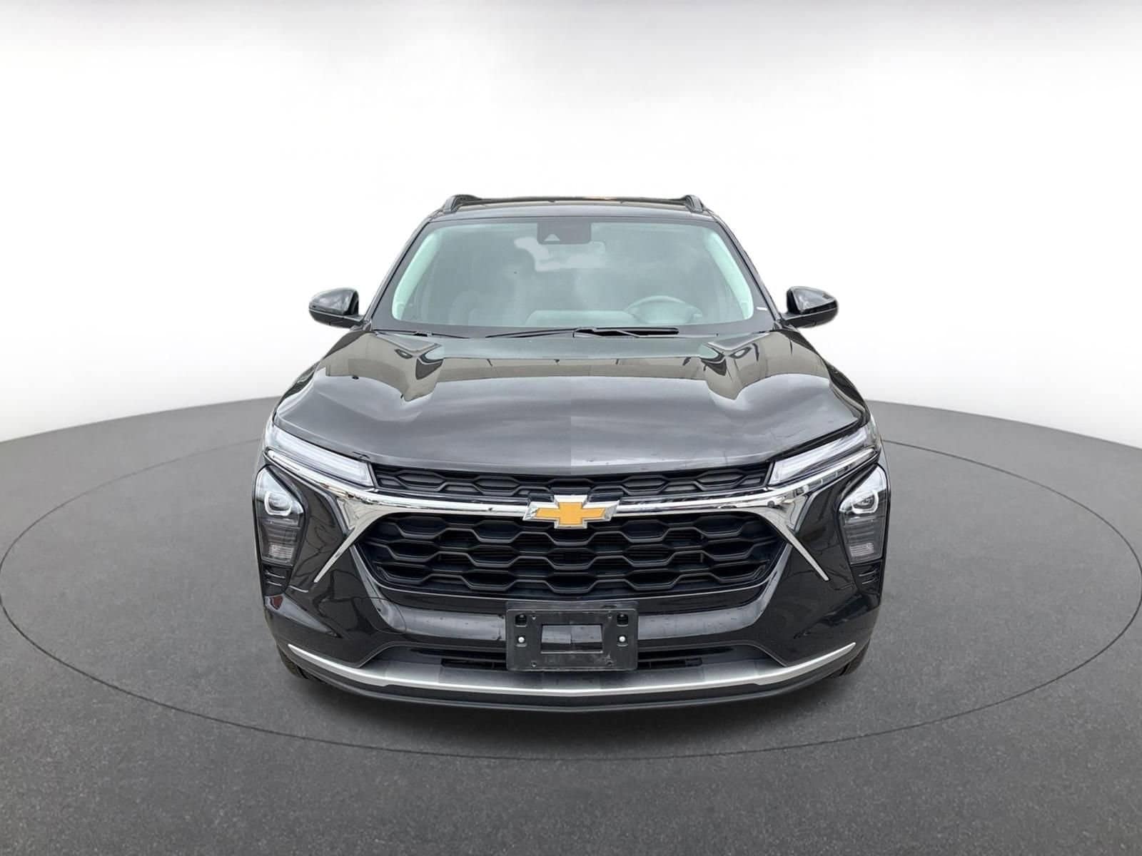 Thumbnail: 2025 Chevrolet Trax - 5