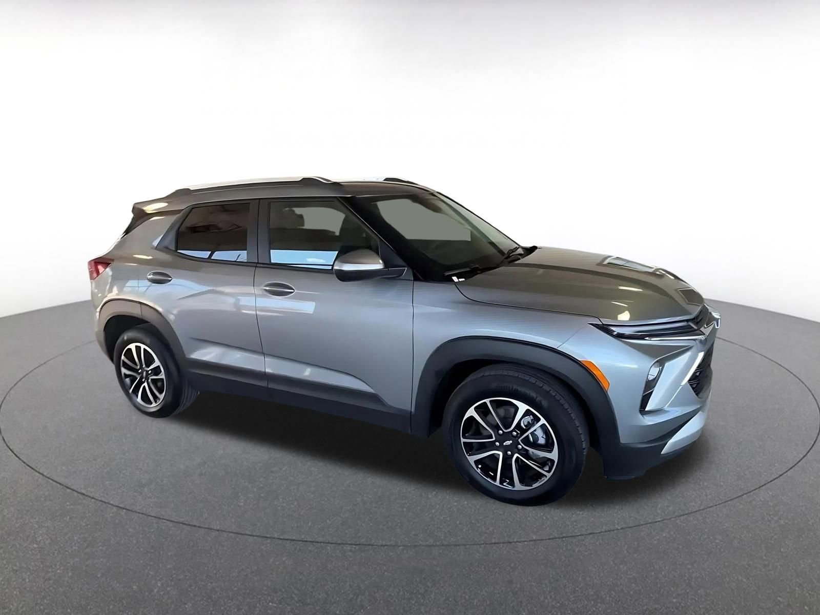 Thumbnail: 2025 Chevrolet TrailBlazer - 2