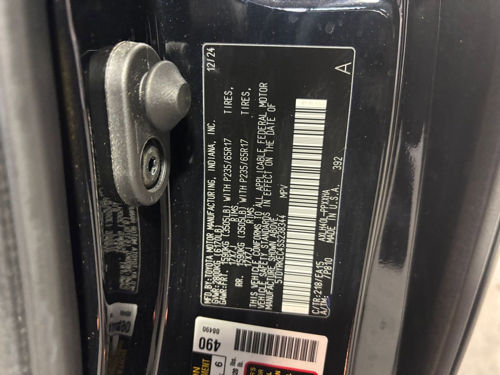 Thumbnail: 2025 Toyota Sienna - 33