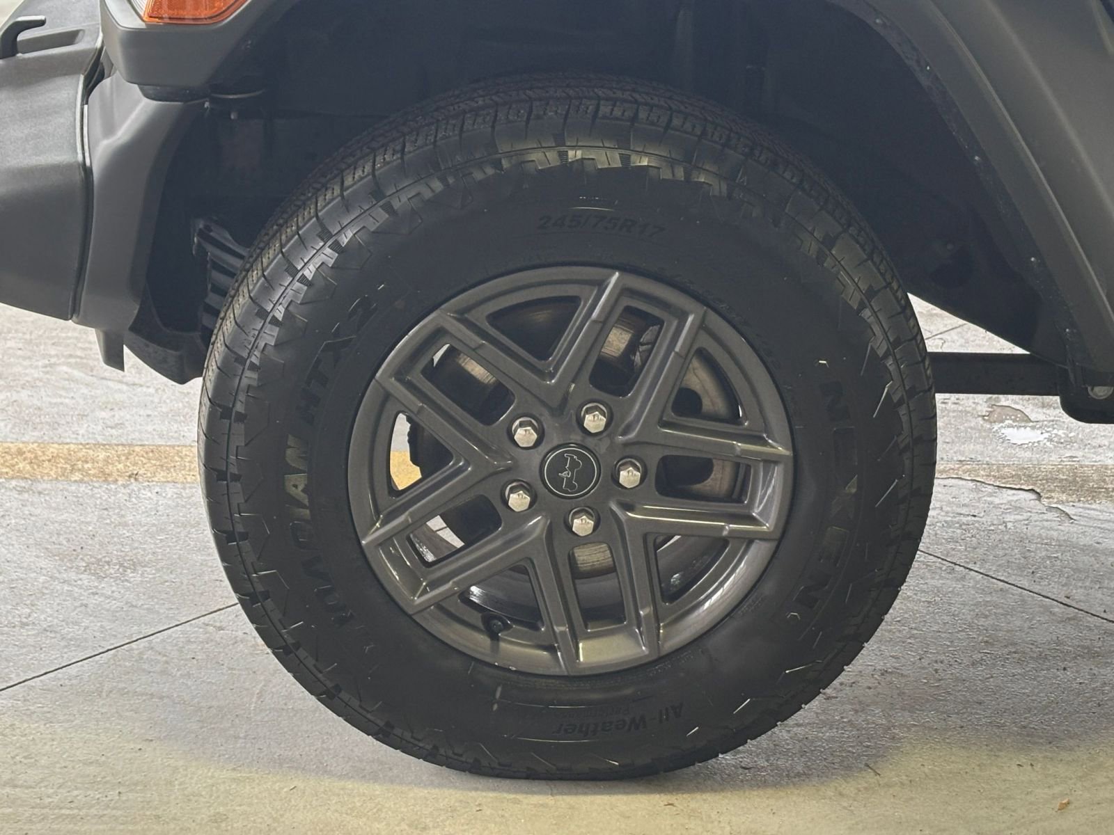 Thumbnail: 2025 Jeep Wrangler - 31