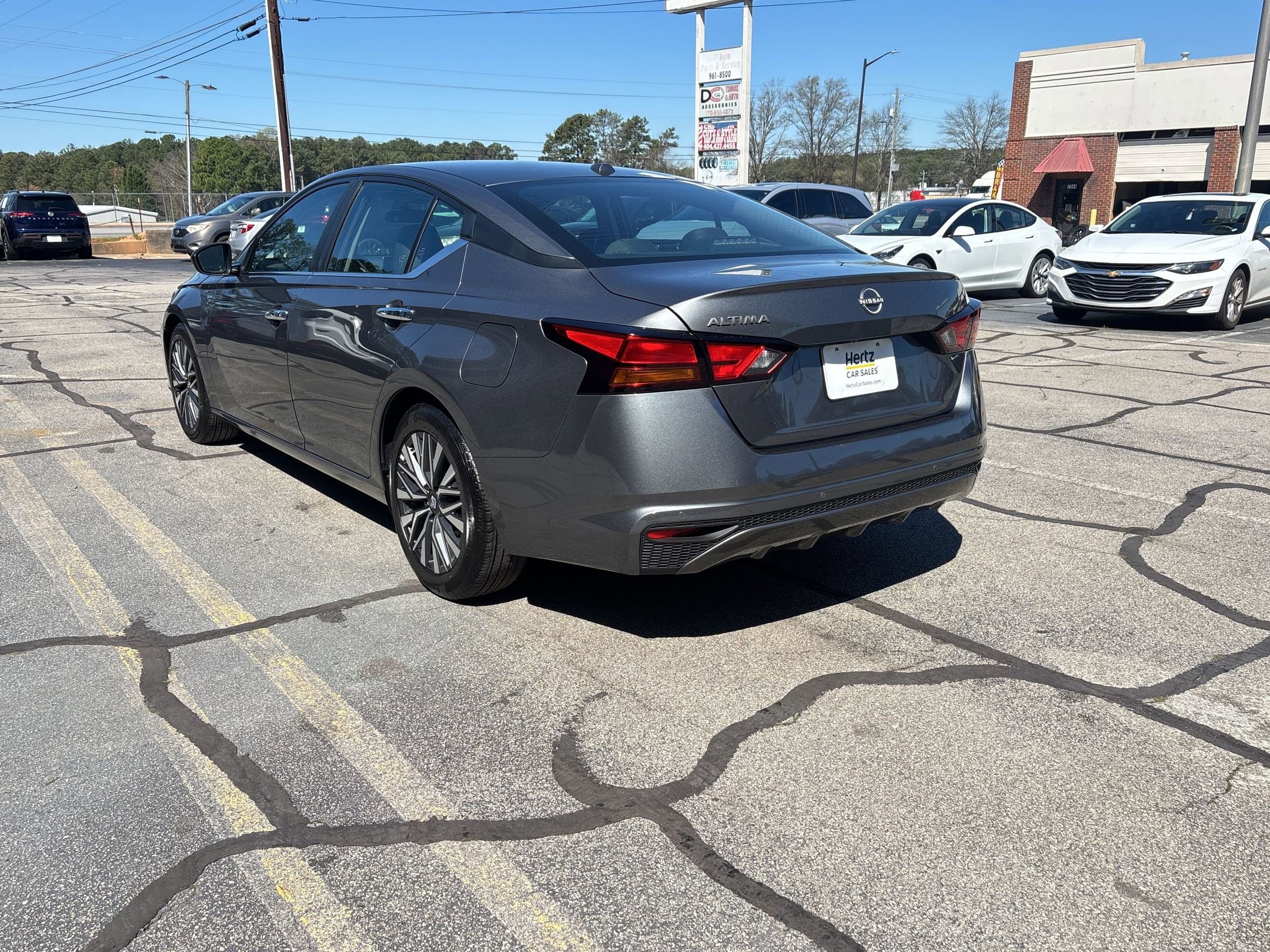 Thumbnail: 2025 Nissan Altima - 10