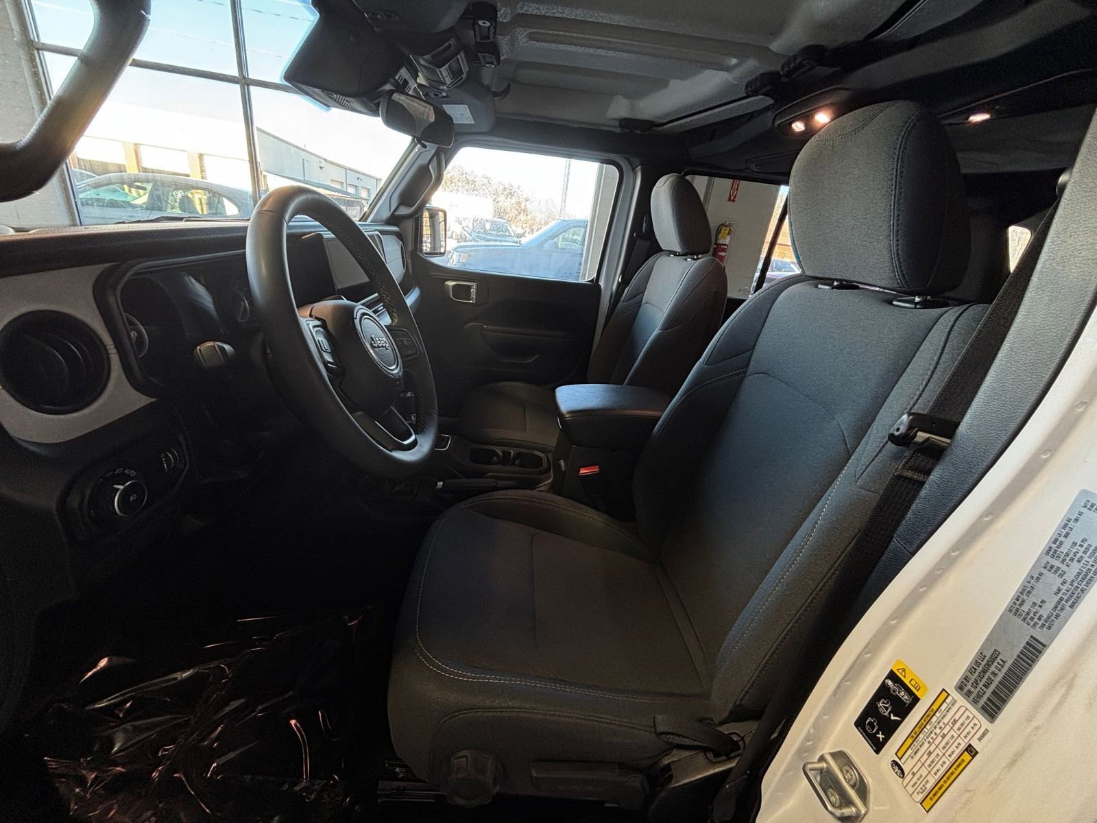 Thumbnail: 2025 Jeep Wrangler - 31