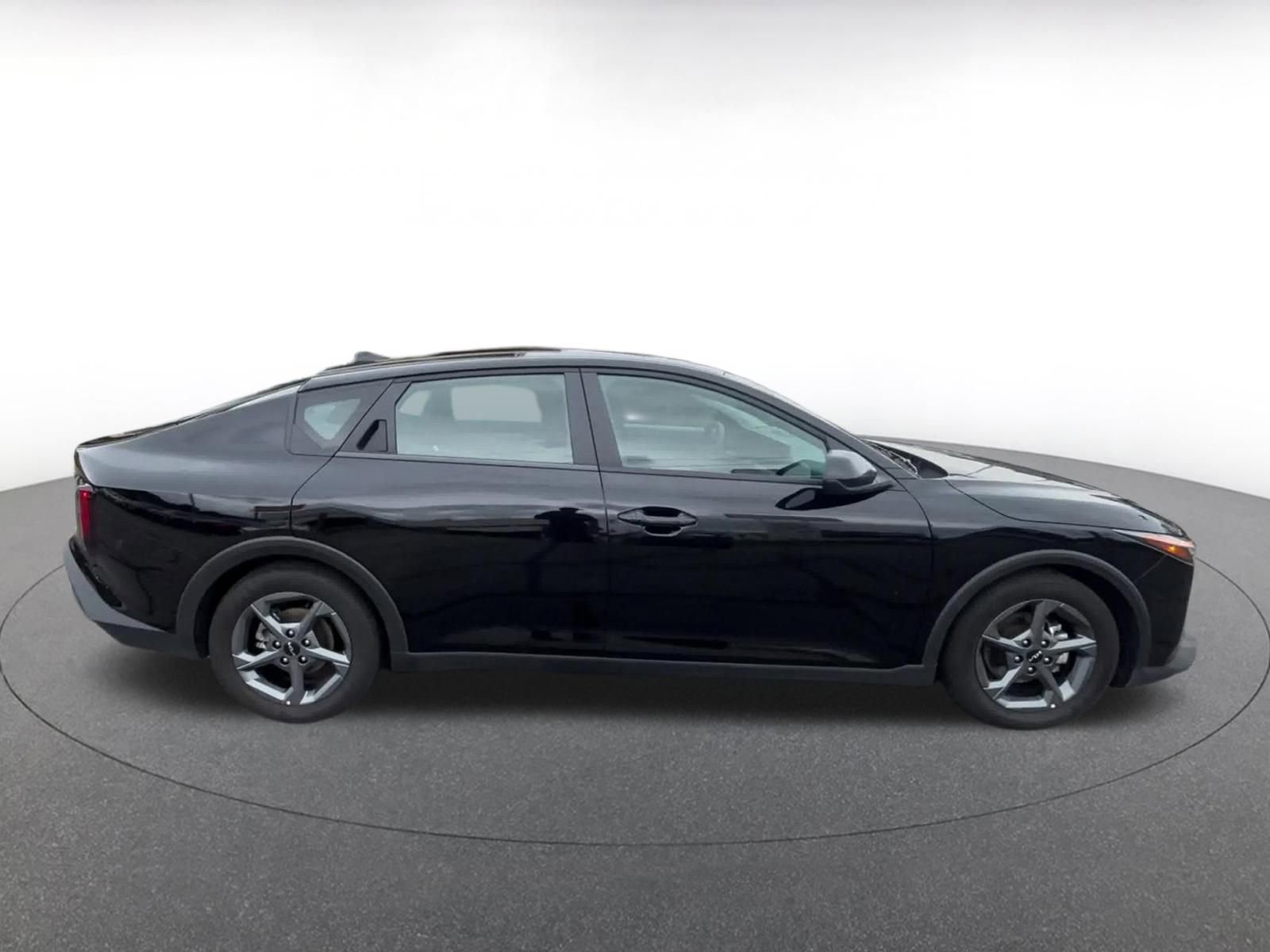 Thumbnail: 2025 Kia K4 - 16