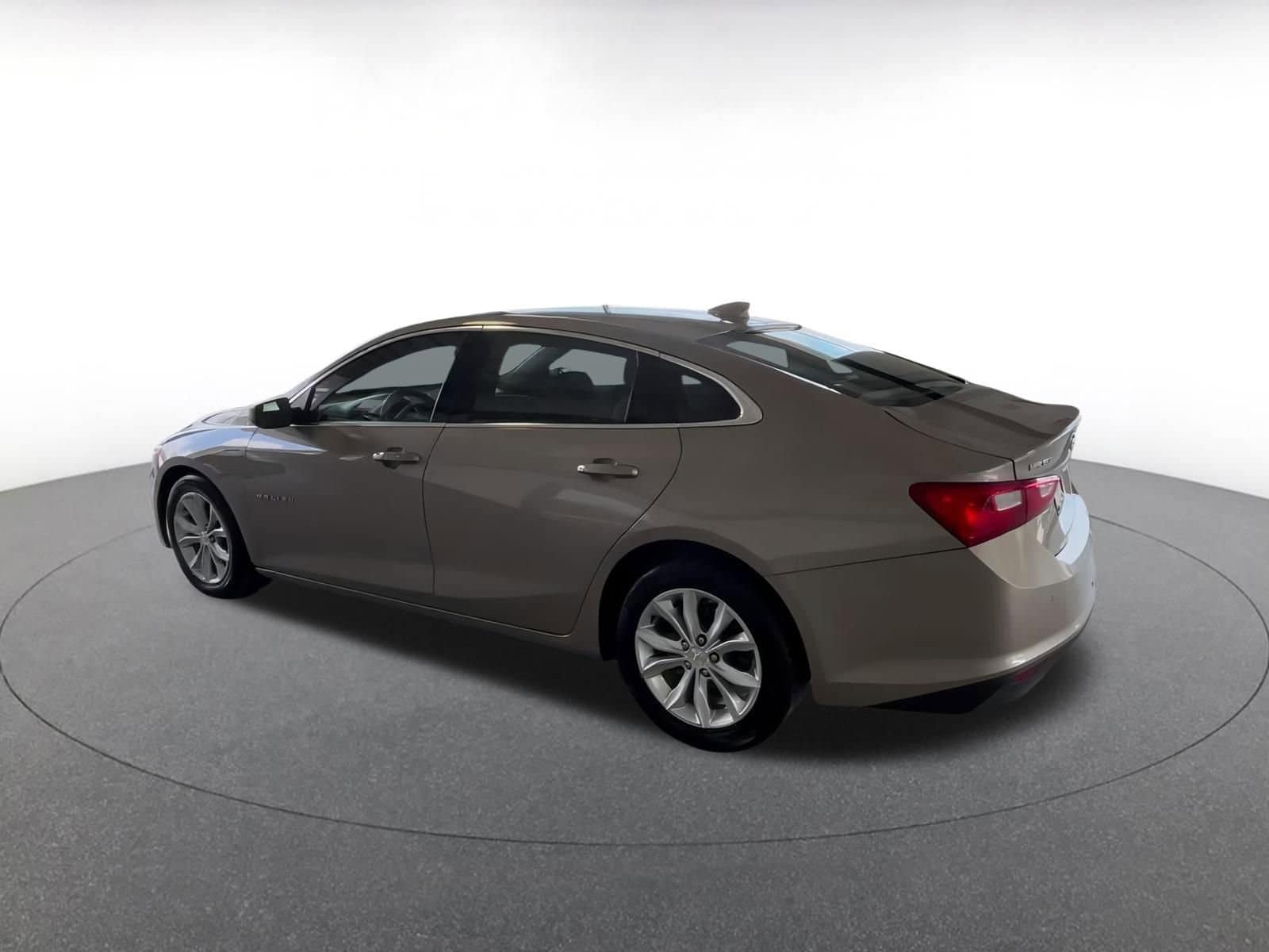 Thumbnail: 2024 Chevrolet Malibu - 13