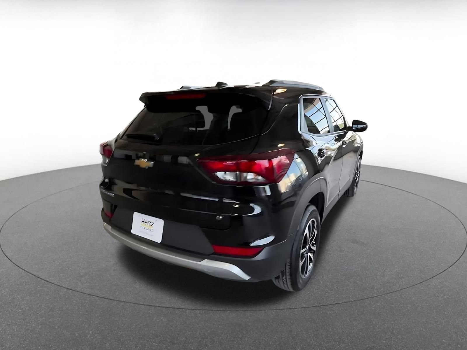 Thumbnail: 2025 Chevrolet TrailBlazer - 15