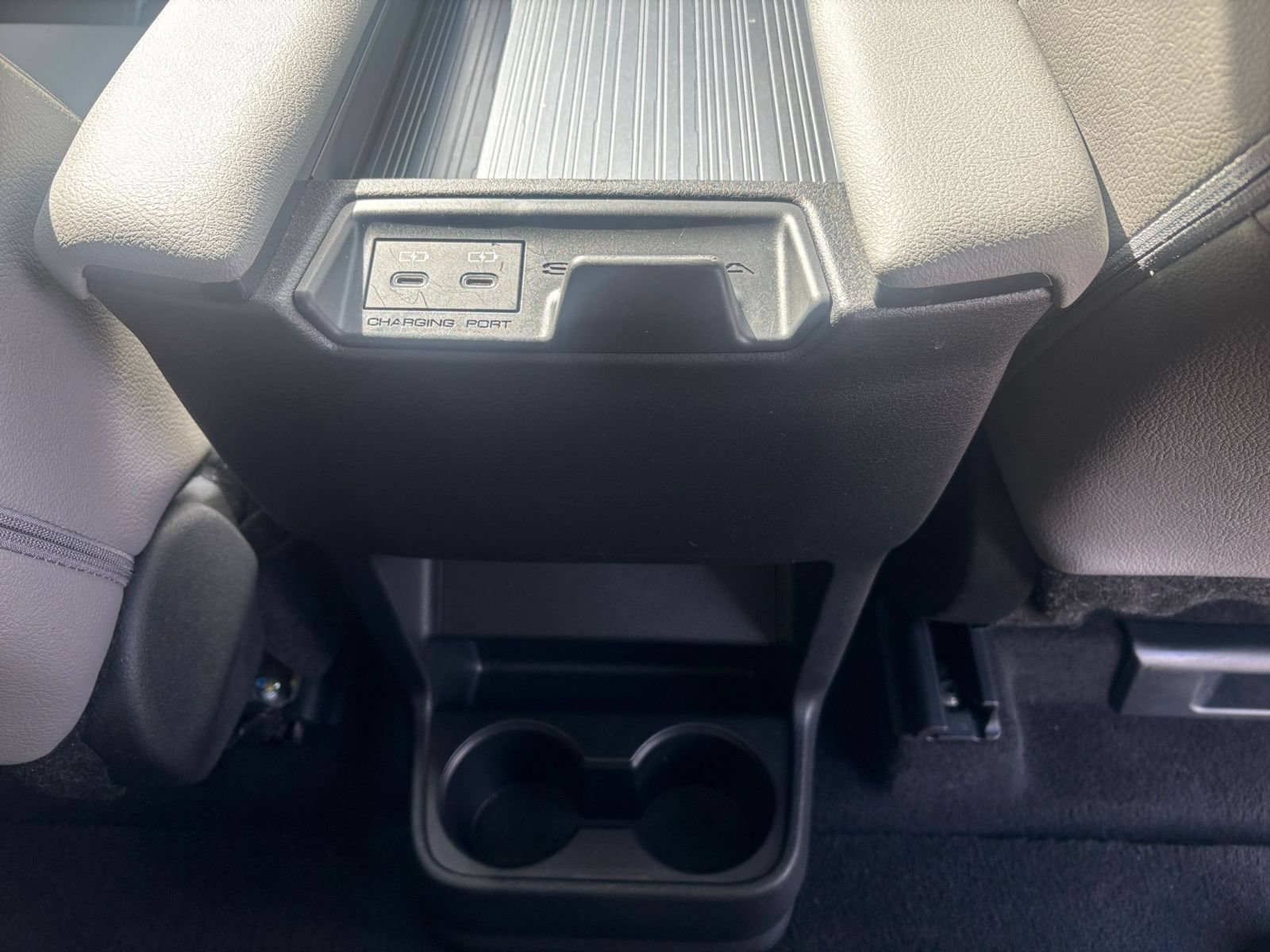 Thumbnail: 2025 Toyota Sienna - 24