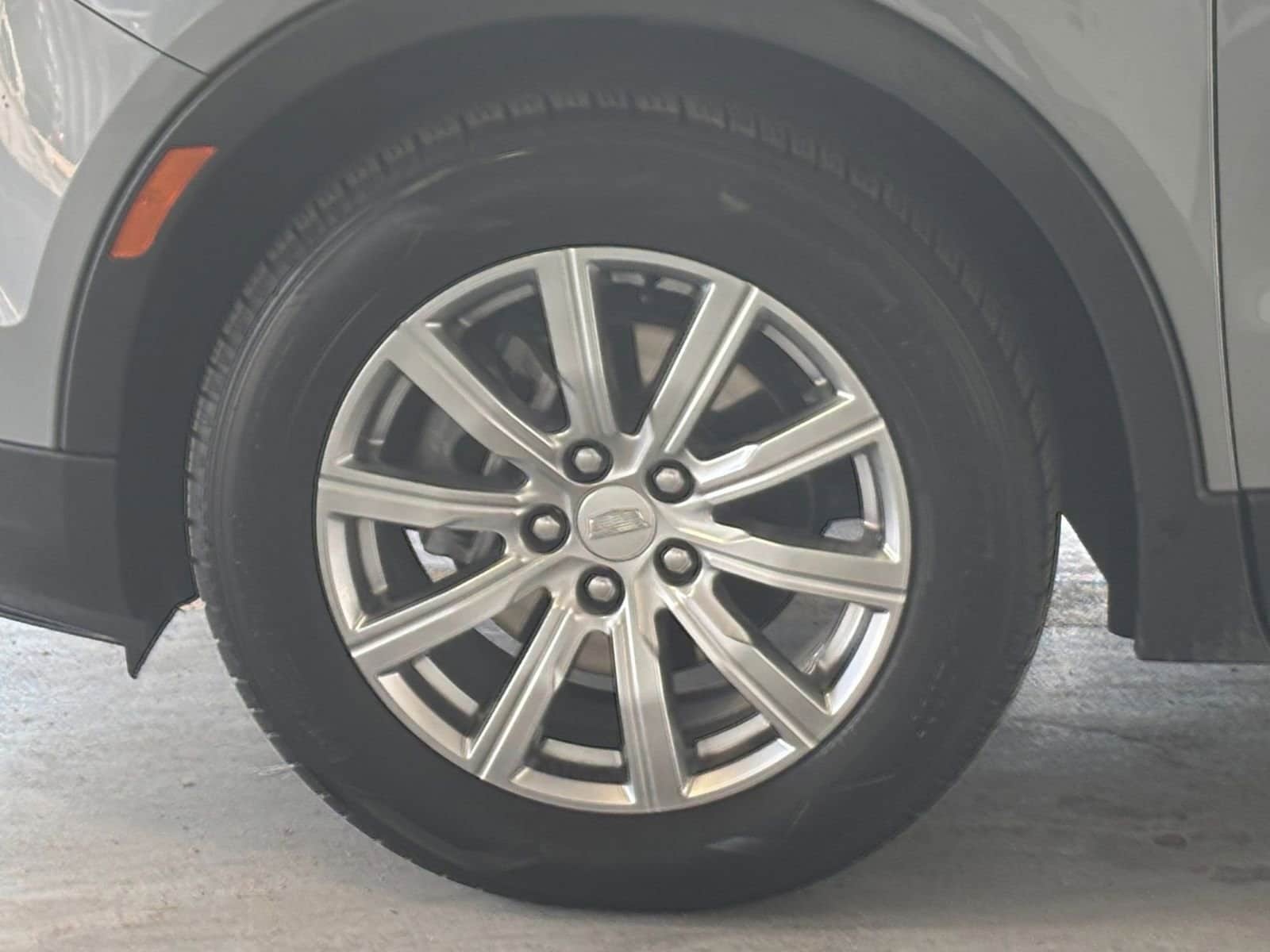 Thumbnail: 2023 Cadillac XT4 - 30