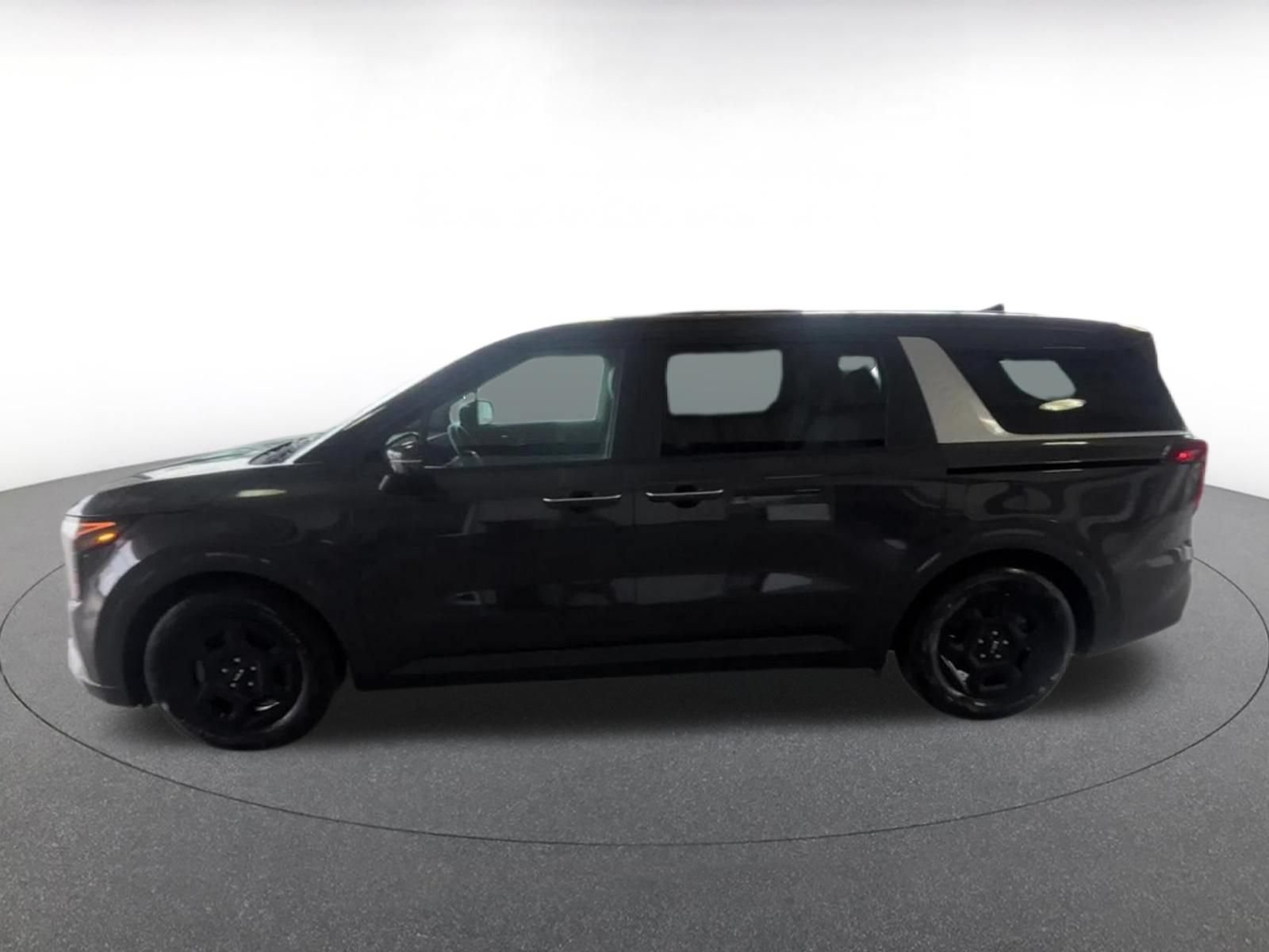 Thumbnail: 2026 Kia Carnival - 8