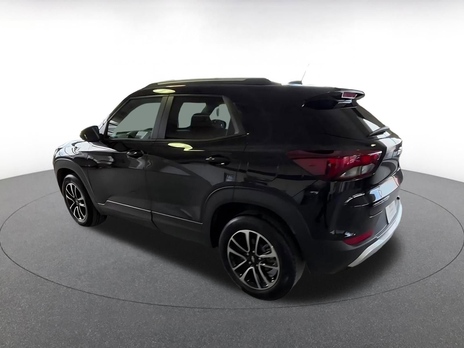 Thumbnail: 2025 Chevrolet TrailBlazer - 10