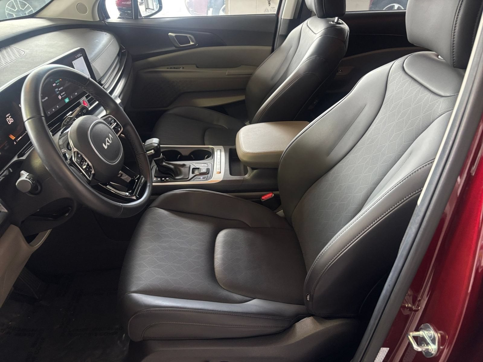 Thumbnail: 2026 Kia Carnival - 29