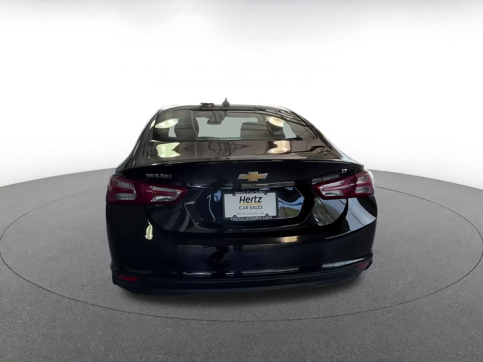 Thumbnail: 2024 Chevrolet Malibu - 11