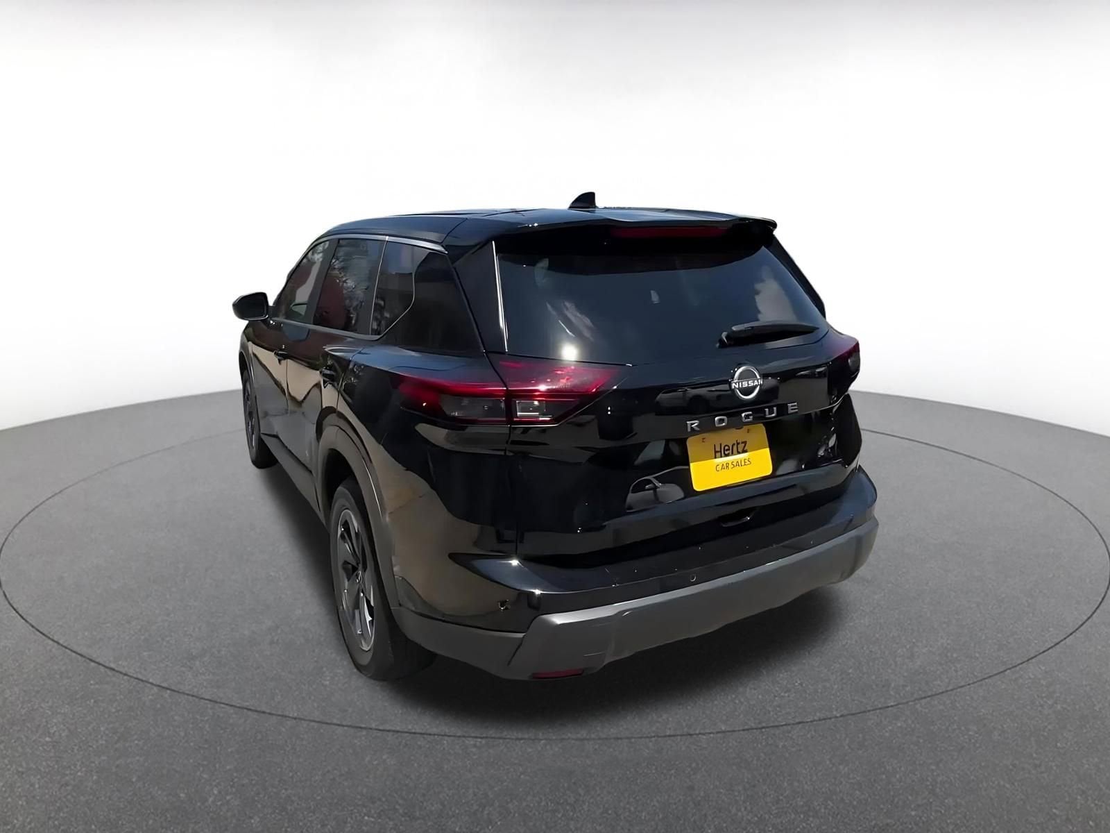 Thumbnail: 2025 Nissan Rogue - 11