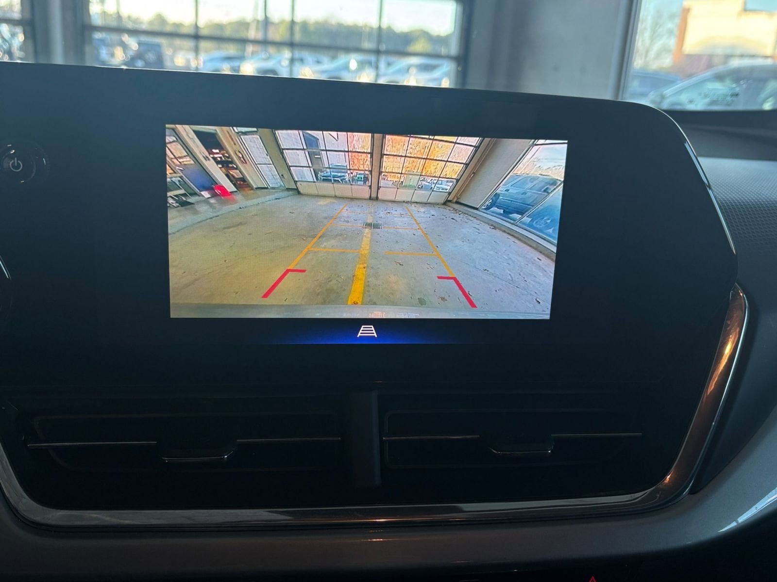 Thumbnail: 2025 Chevrolet Trax - 23