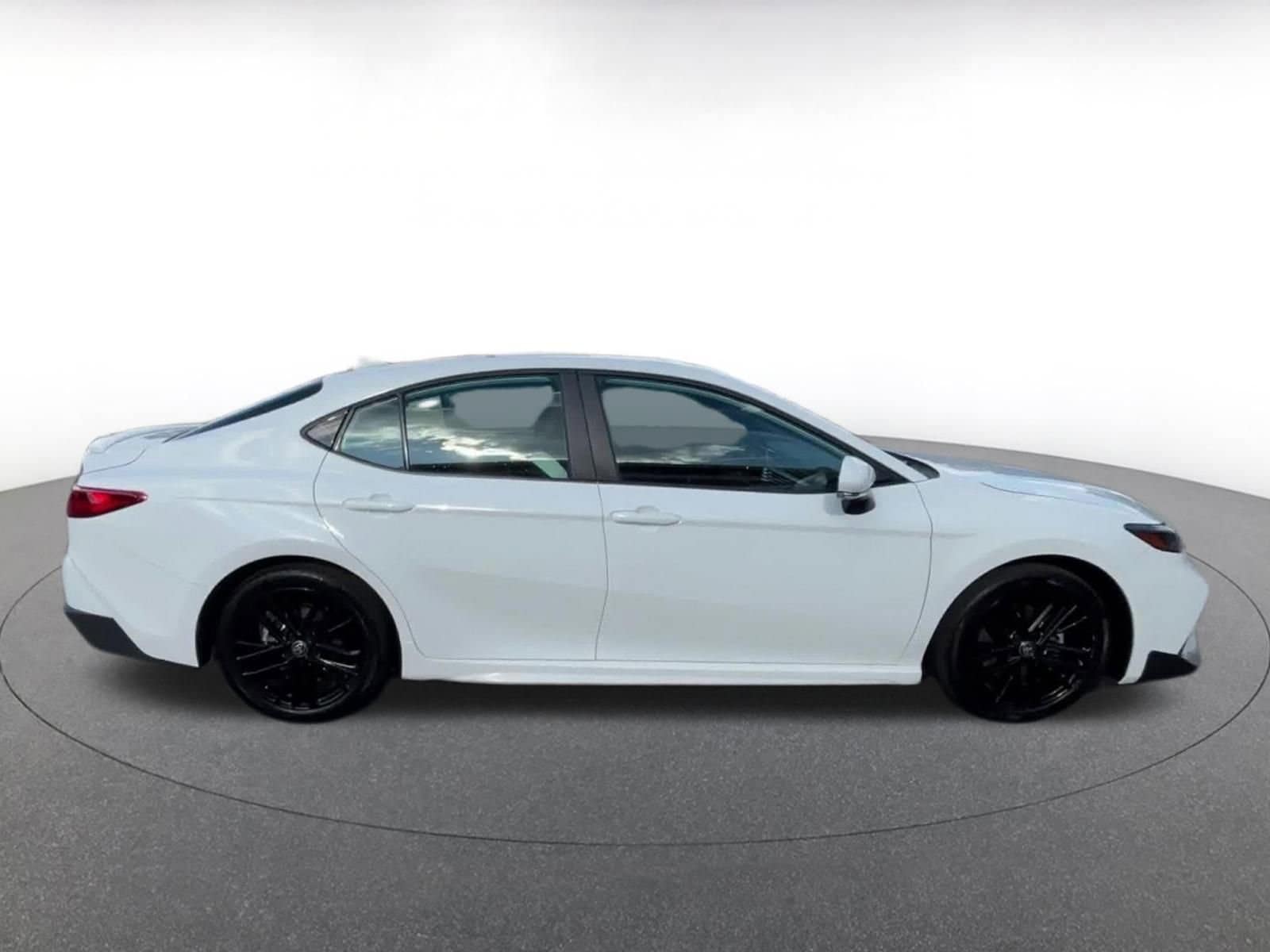 Thumbnail: 2025 Toyota Camry - 16