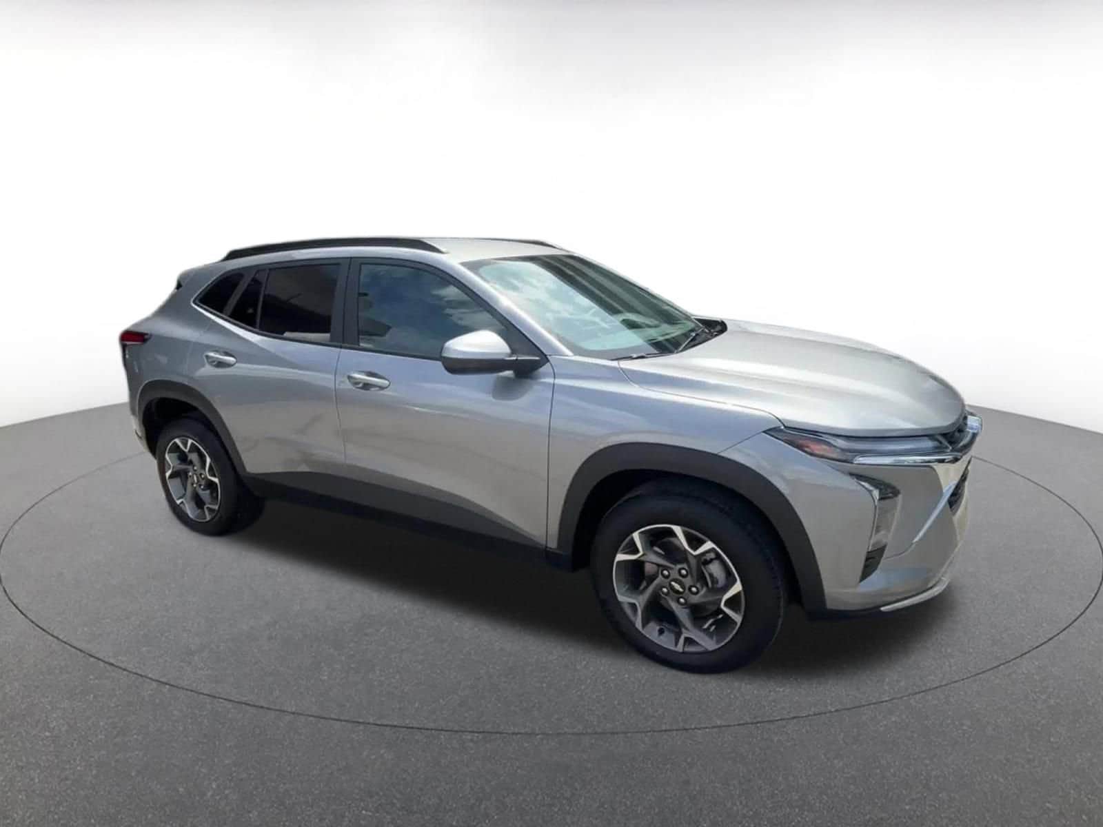 Thumbnail: 2025 Chevrolet Trax - 2