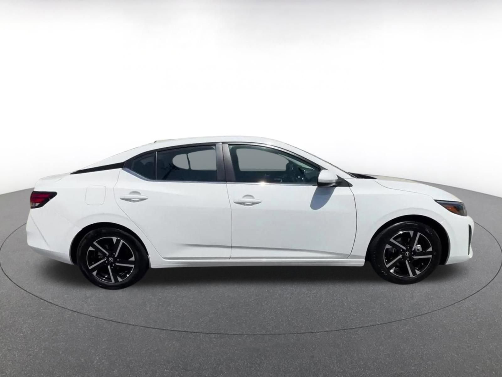 Thumbnail: 2025 Nissan Sentra - 16