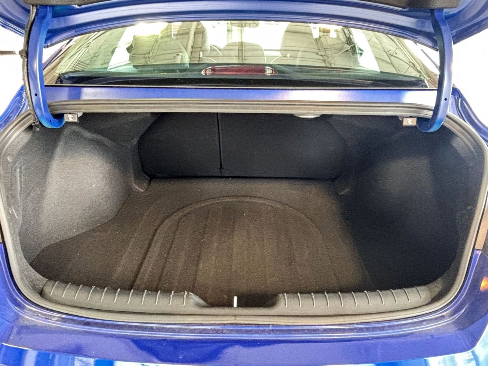 Thumbnail: 2025 Hyundai Elantra - 34