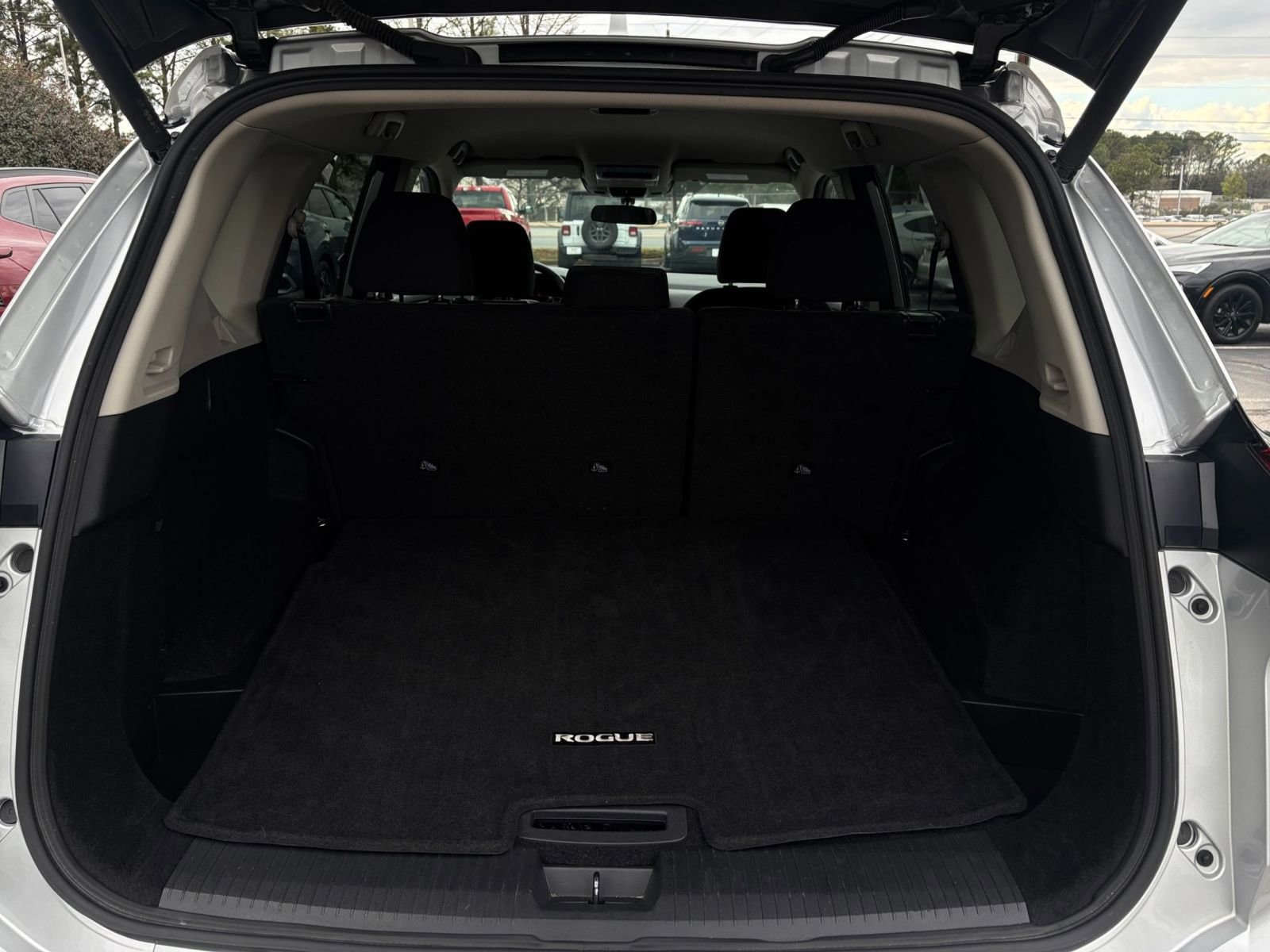 Thumbnail: 2025 Nissan Rogue - 33