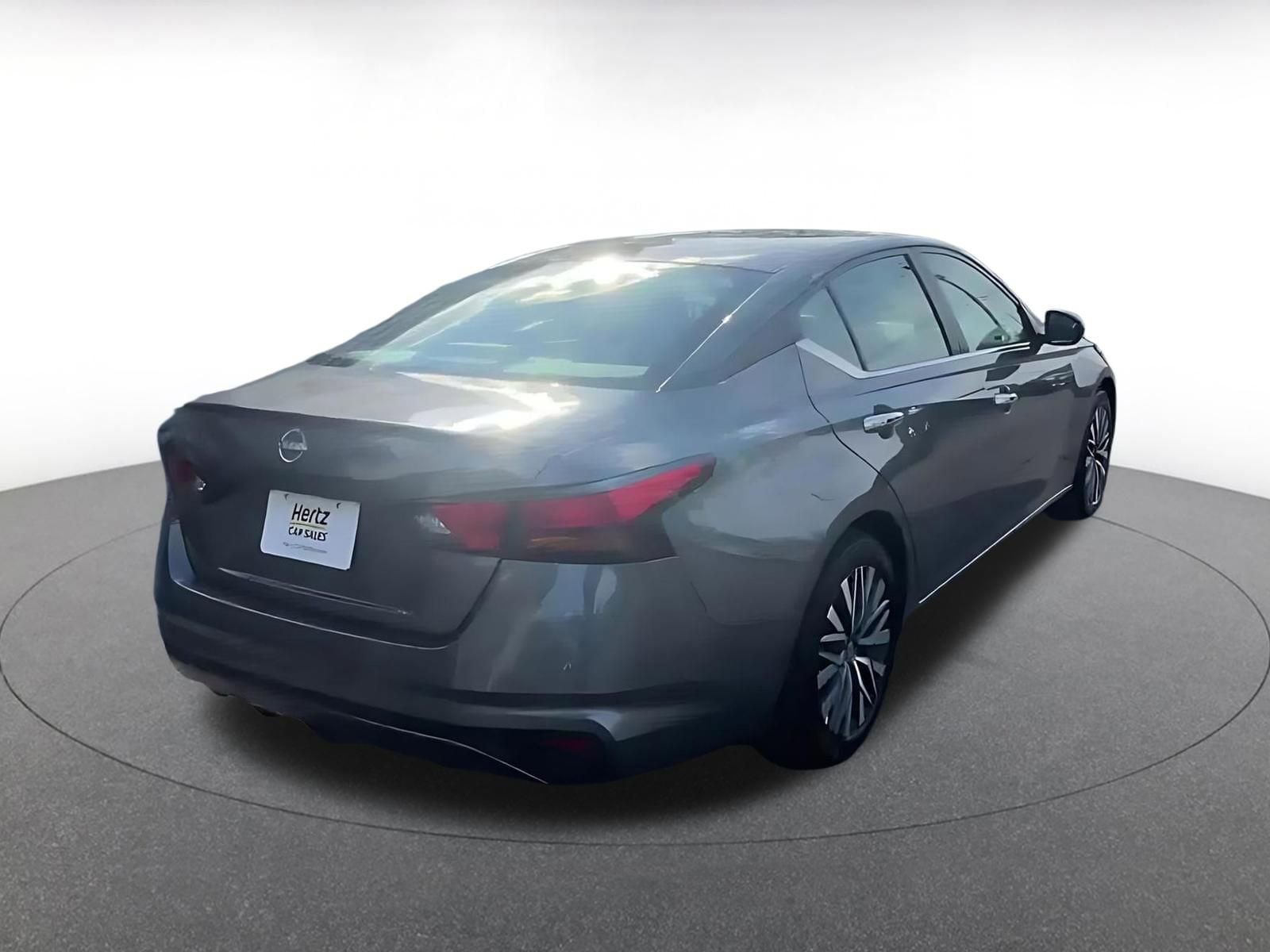 Thumbnail: 2025 Nissan Altima - 13