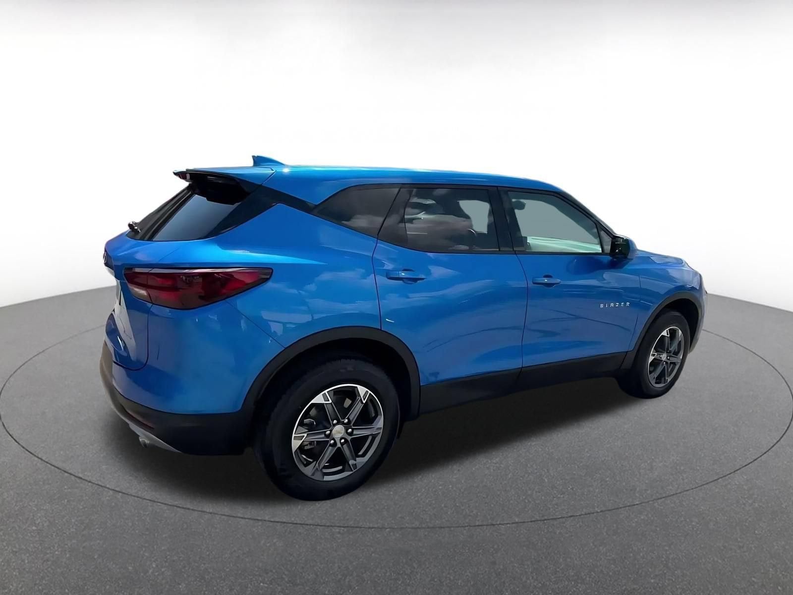Thumbnail: 2025 Chevrolet Blazer - 13