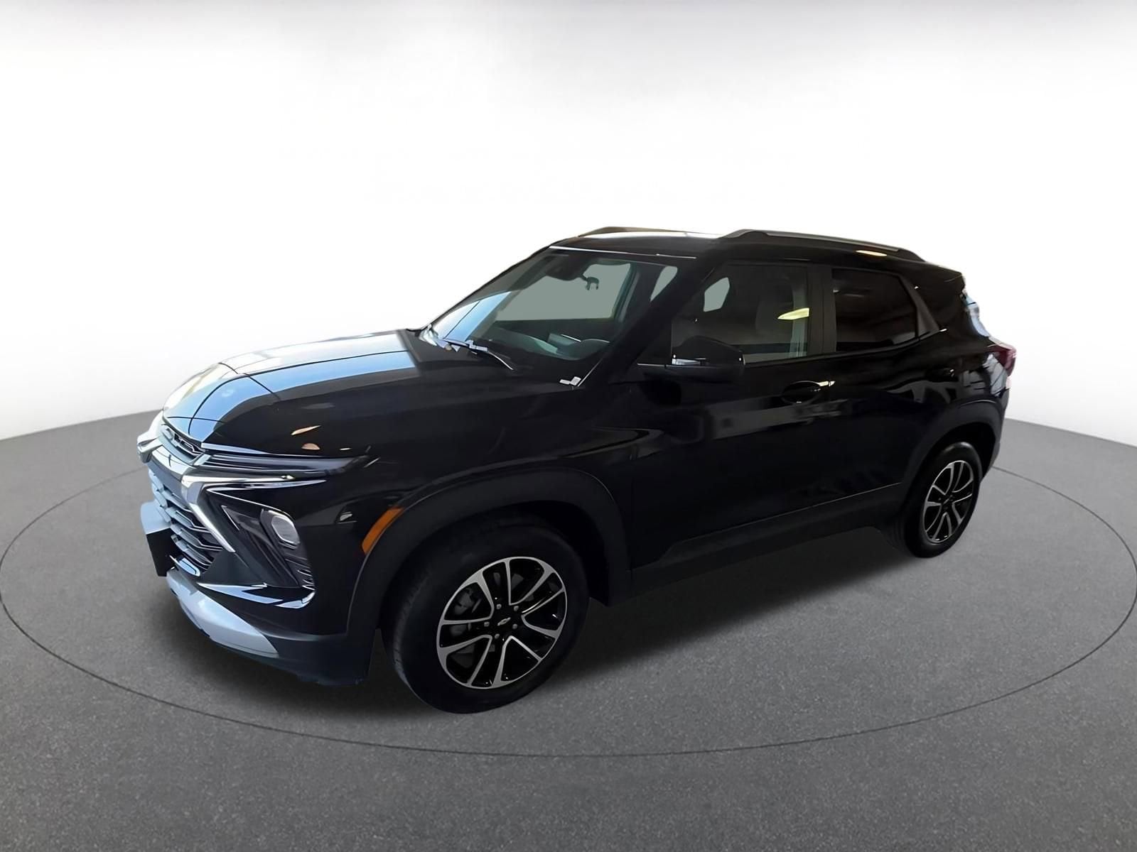 Thumbnail: 2025 Chevrolet TrailBlazer - 8