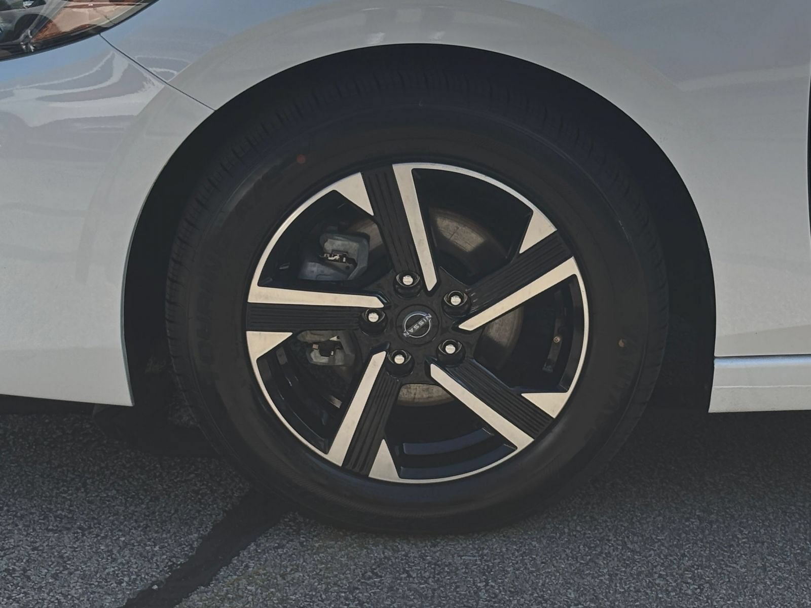 Thumbnail: 2025 Nissan Sentra - 29