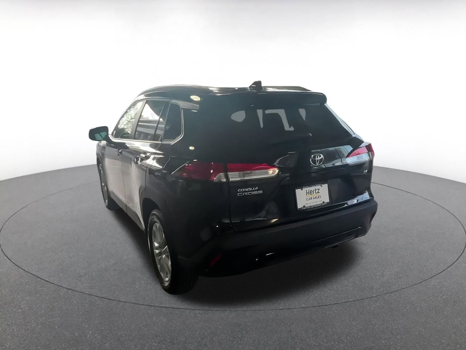 Thumbnail: 2025 Toyota Corolla Cross - 13