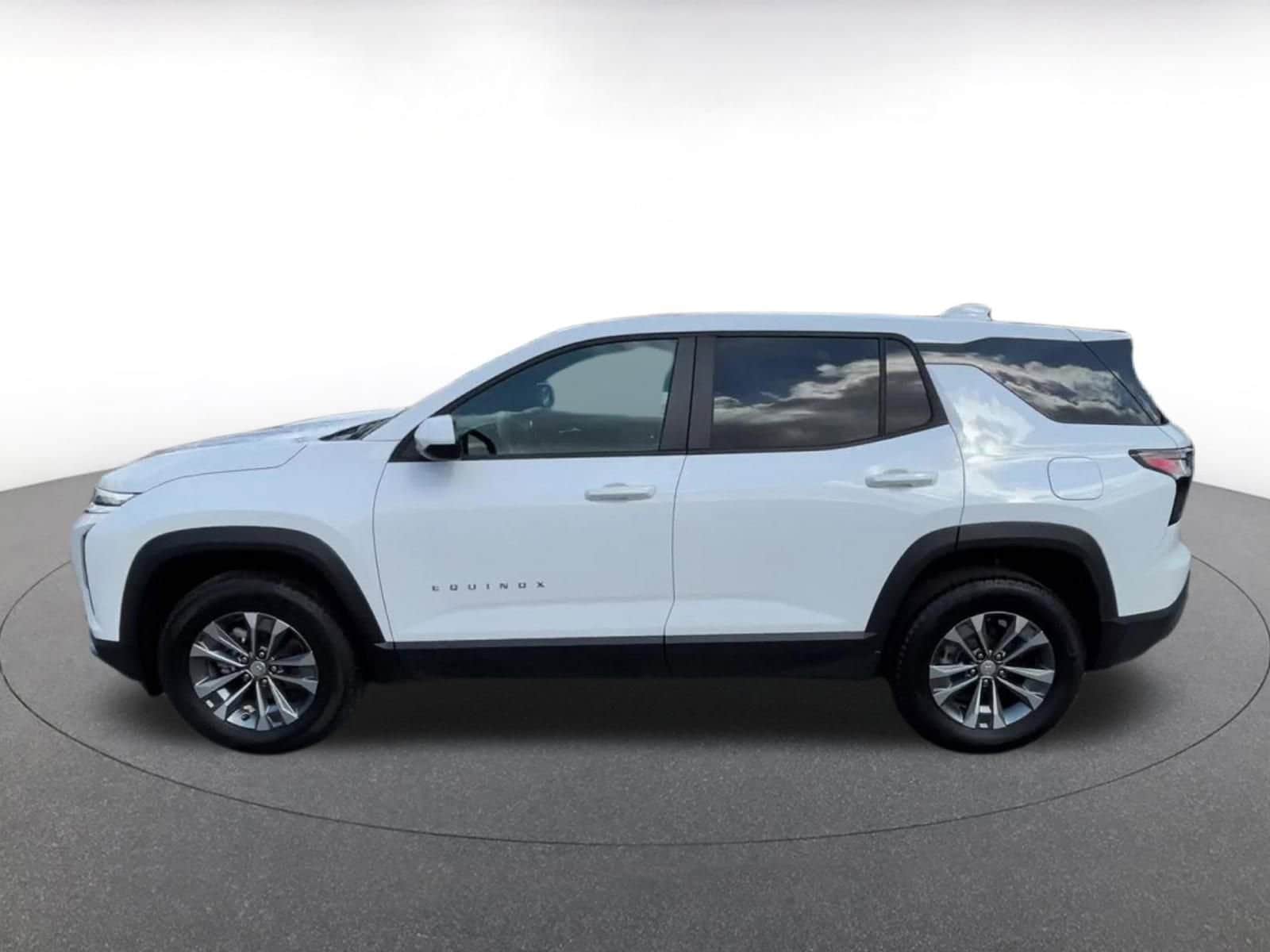 Thumbnail: 2025 Chevrolet Equinox - 8