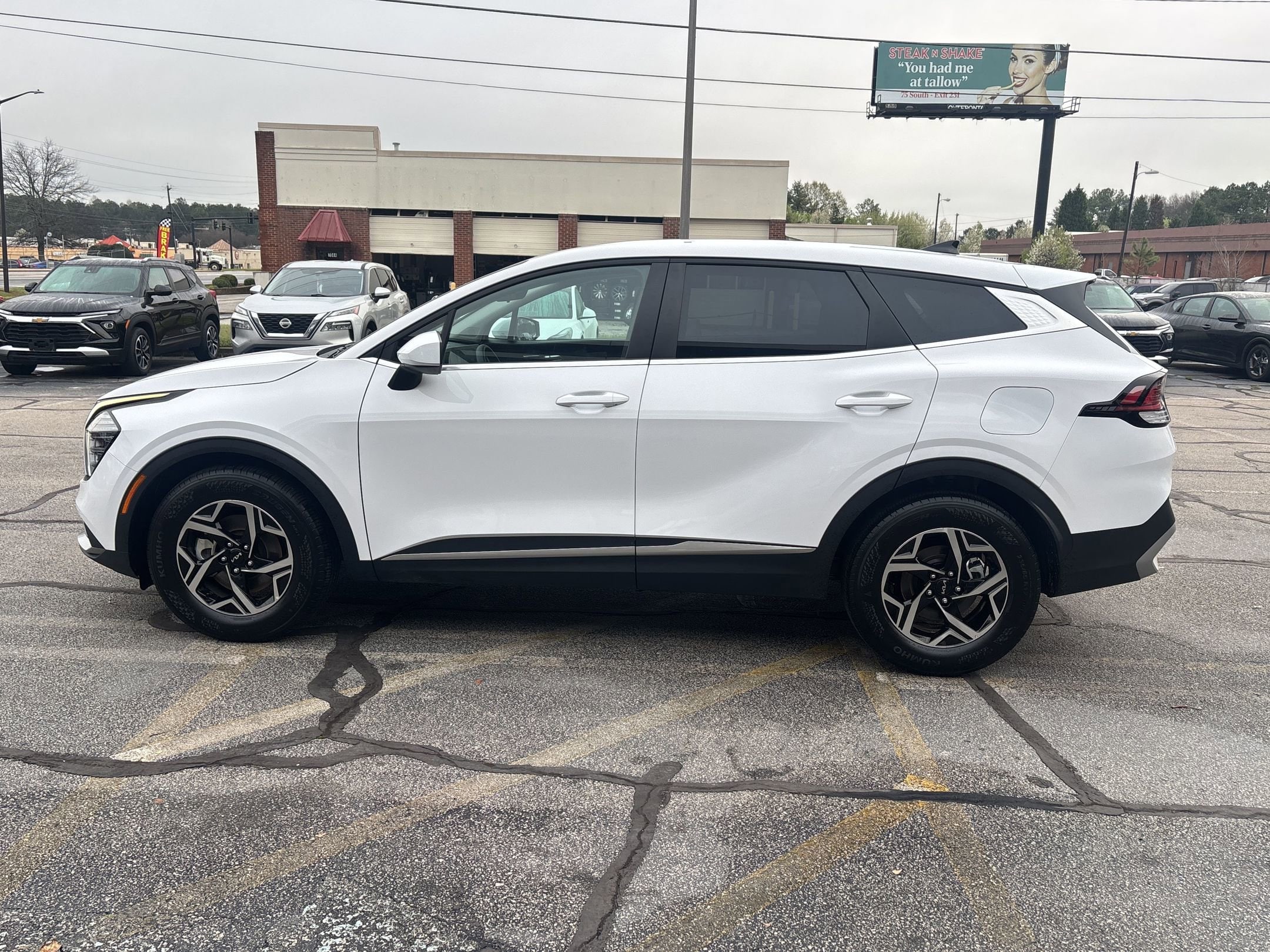 Thumbnail: 2025 Kia Sportage - 7