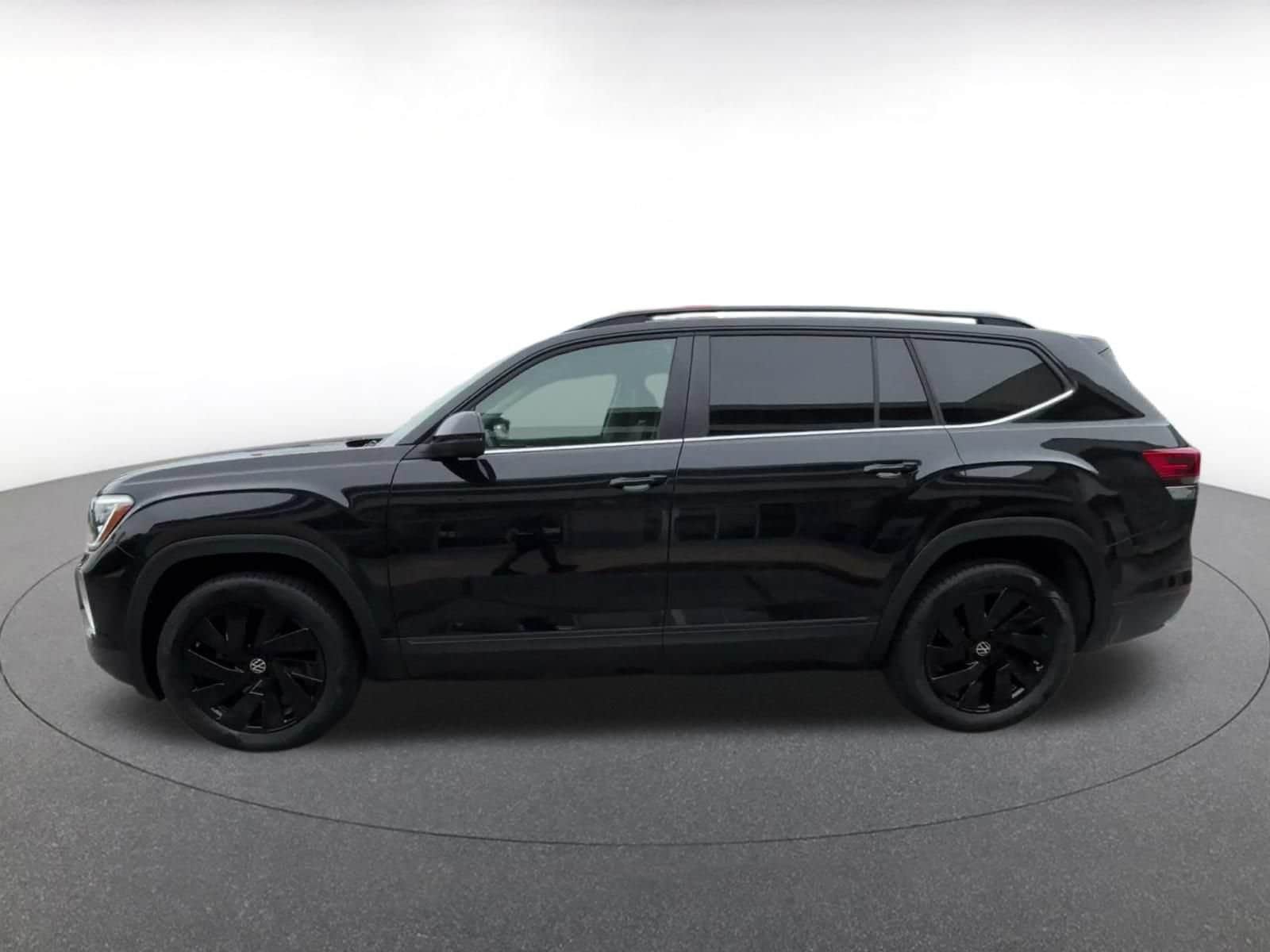 Thumbnail: 2026 Volkswagen Atlas - 8