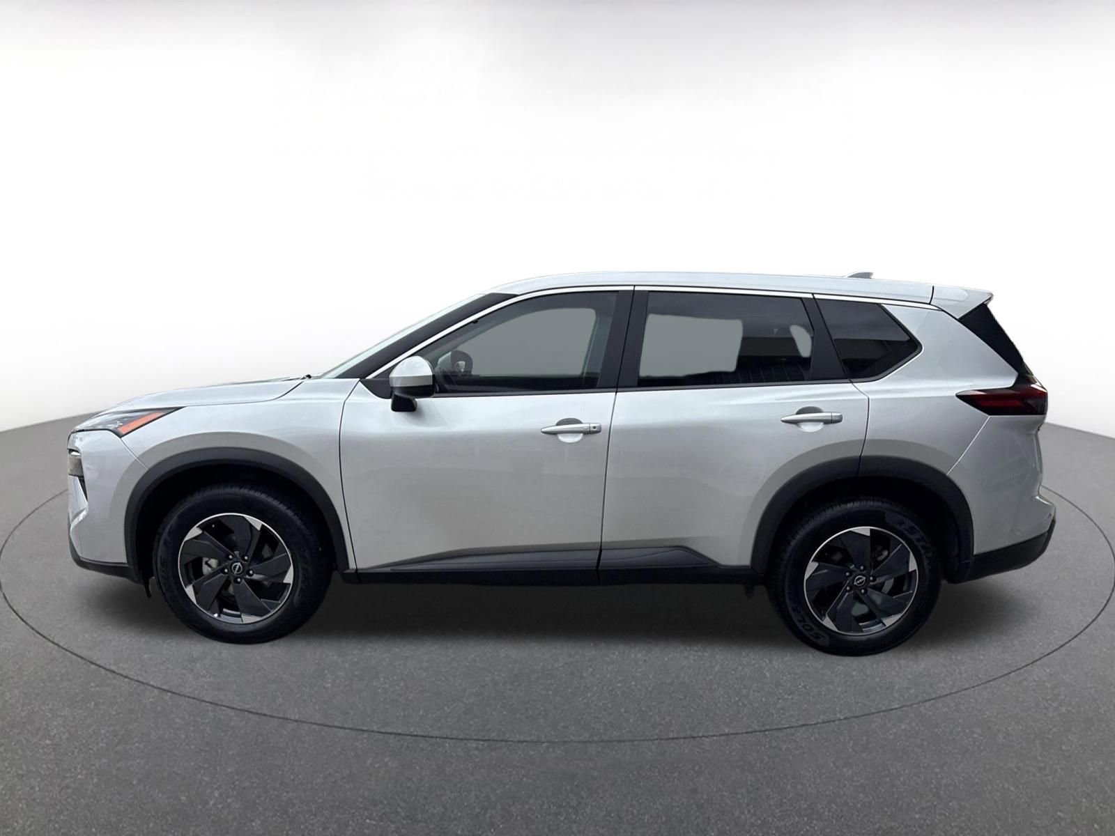 Thumbnail: 2025 Nissan Rogue - 10