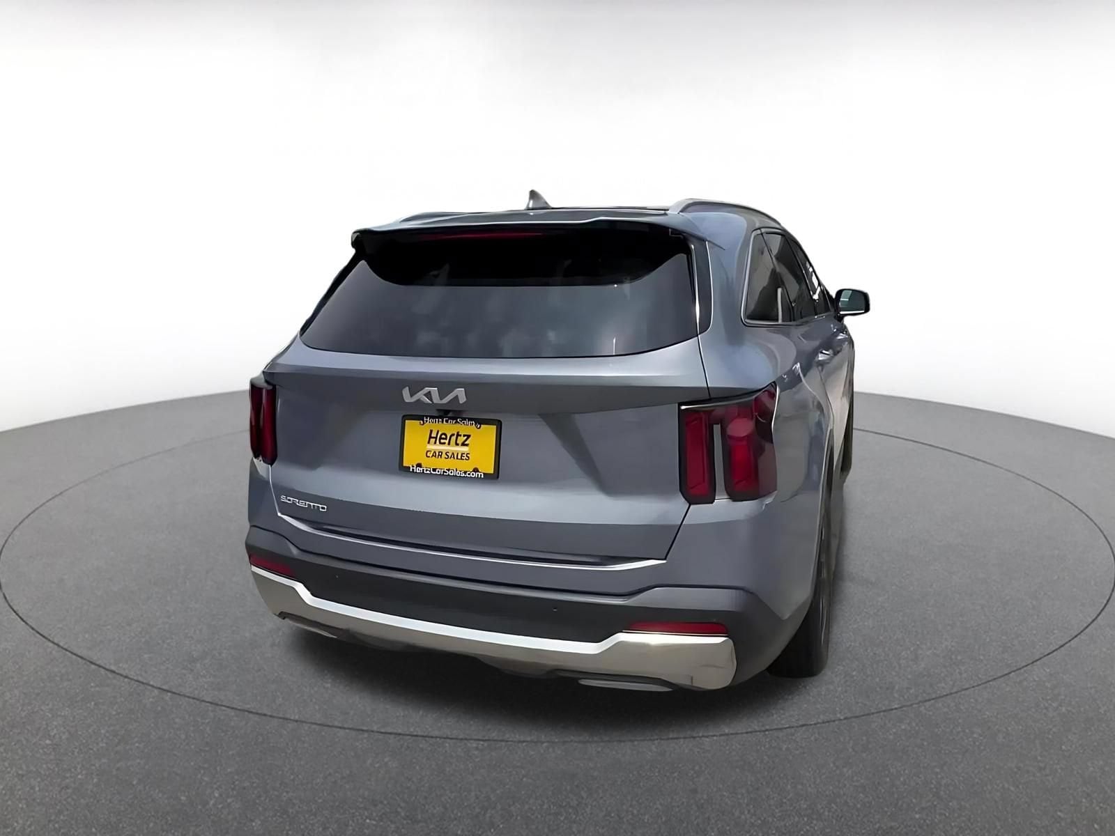 Thumbnail: 2024 Kia Sorento - 11