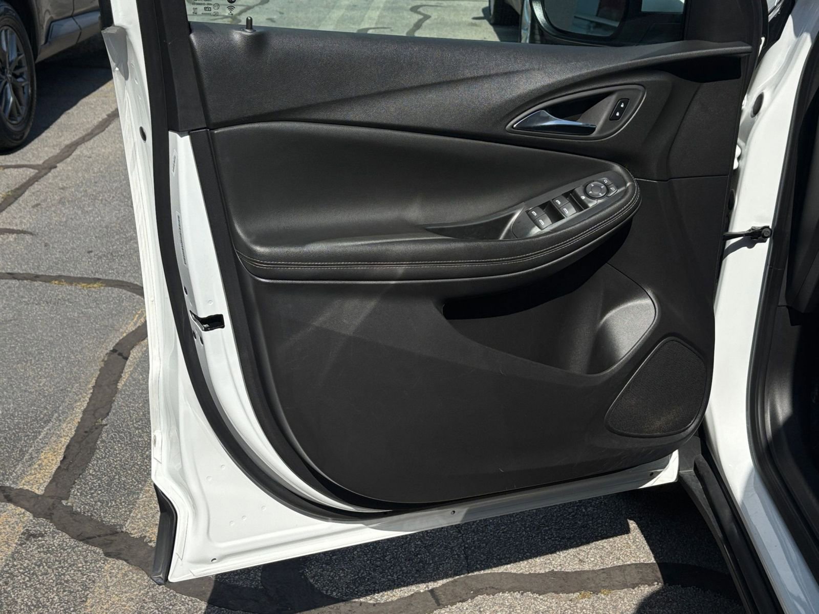 Thumbnail: 2025 Buick Encore GX - 18