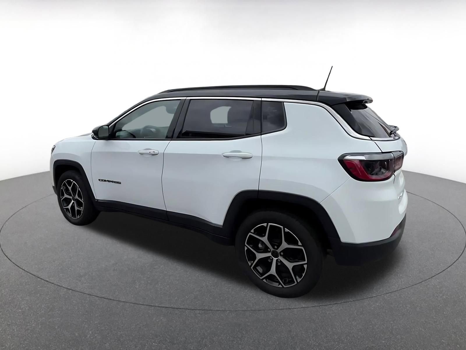 Thumbnail: 2025 Jeep Compass - 10