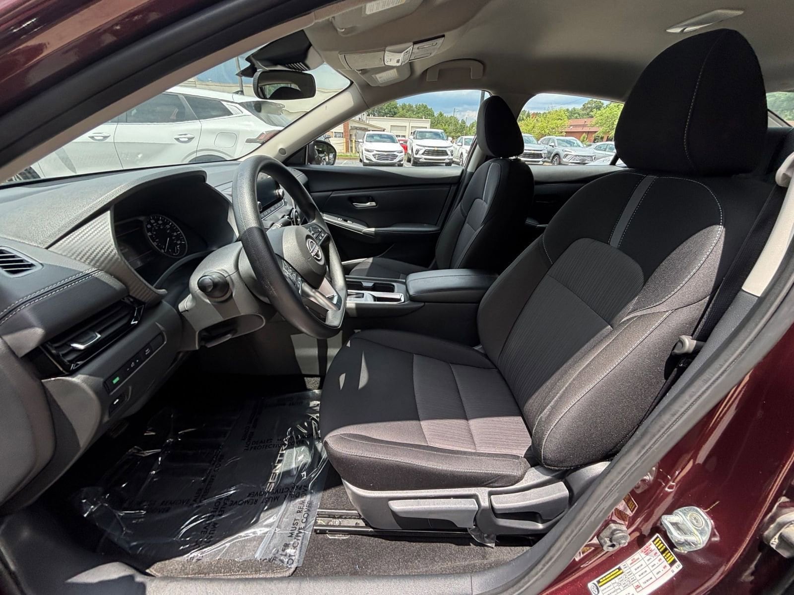 2025 Nissan Sentra SV - Photo 26