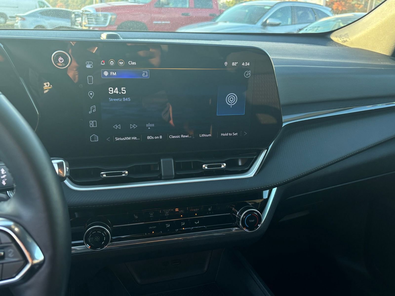 Thumbnail: 2025 Chevrolet Equinox - 21