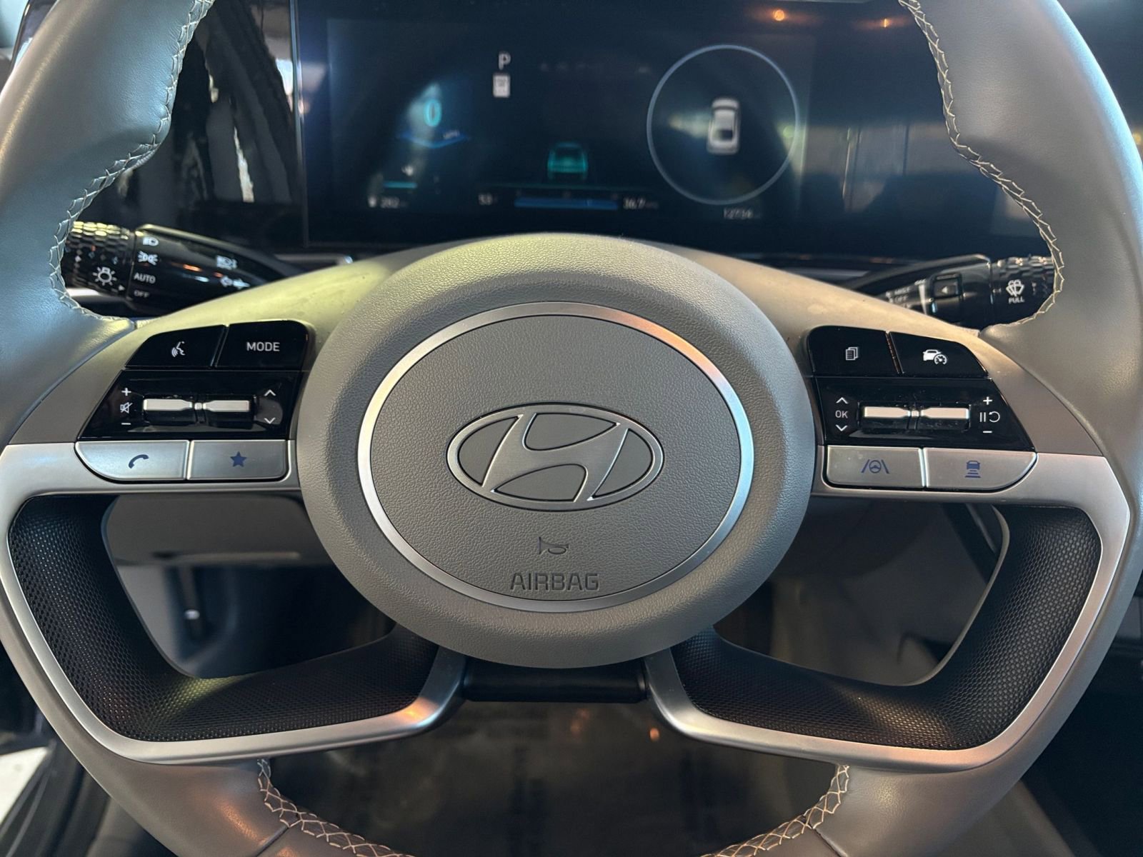 Thumbnail: 2025 Hyundai Elantra - 33