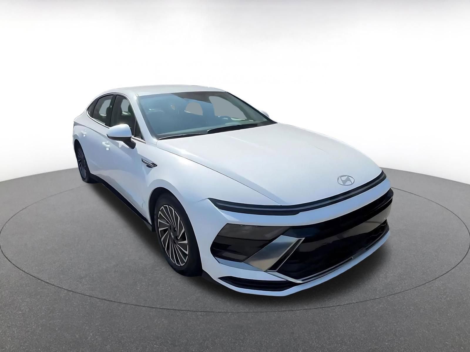 Thumbnail: 2025 Hyundai Sonata - 3