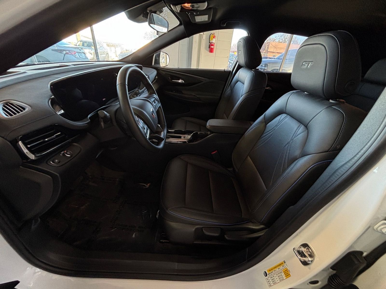 Thumbnail: 2025 Buick Envista - 31