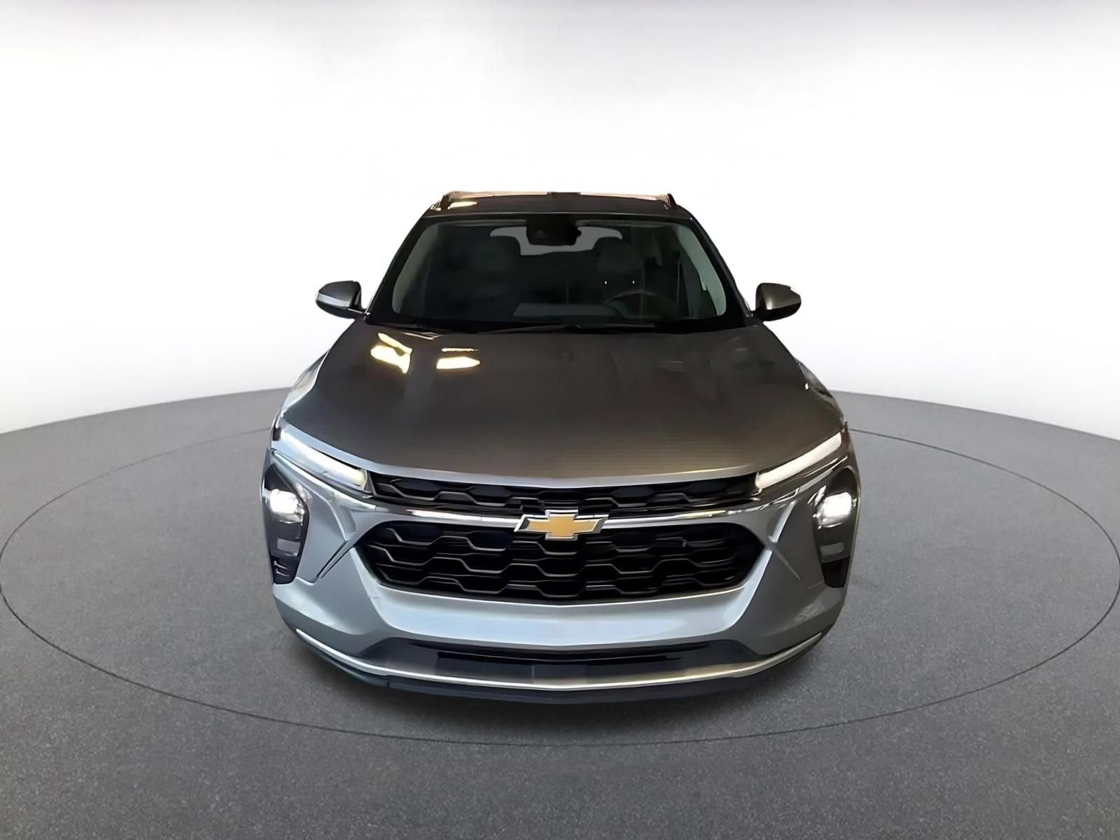 Thumbnail: 2025 Chevrolet Trax - 5