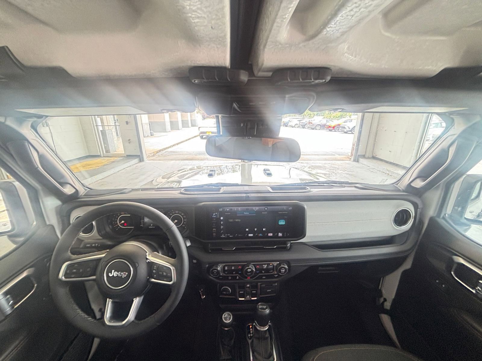 Thumbnail: 2025 Jeep Wrangler - 33