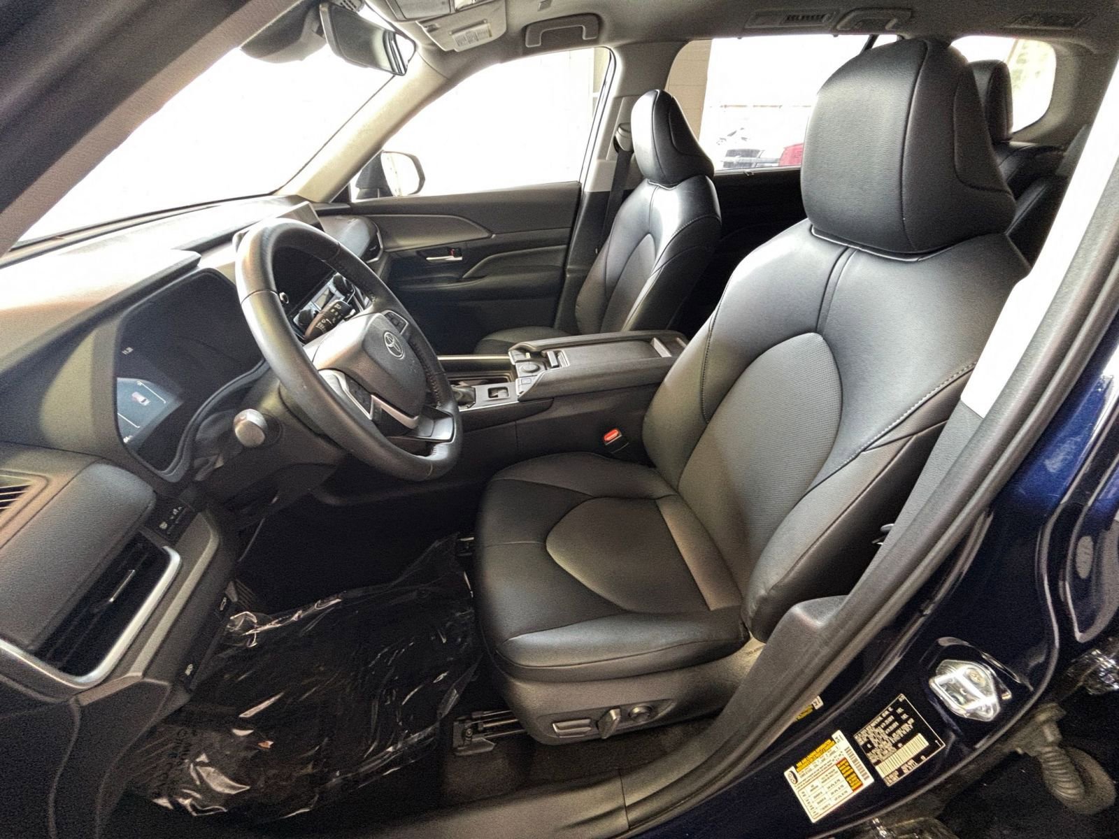 Thumbnail: 2025 Toyota Grand Highlander - 27