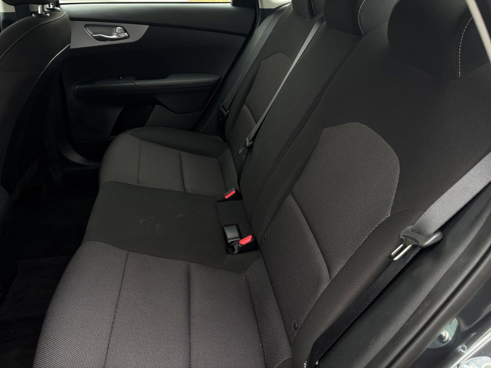 2024 Kia Forte LXS 23