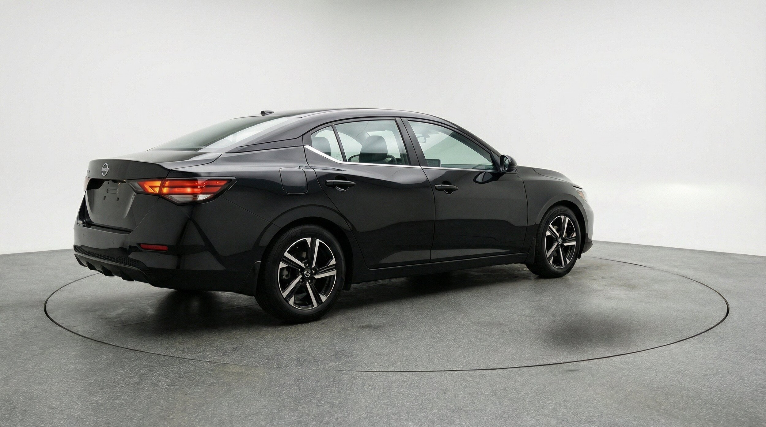 Thumbnail: 2025 Nissan Sentra - 11